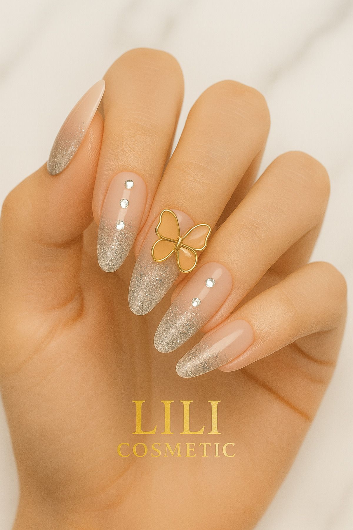 Lili Cosmetic Lüx Taşlı 5D Kelebek Motifli Gri Sim Uçlu Takma Tırnak Kendinden Yapışkanlı 12li