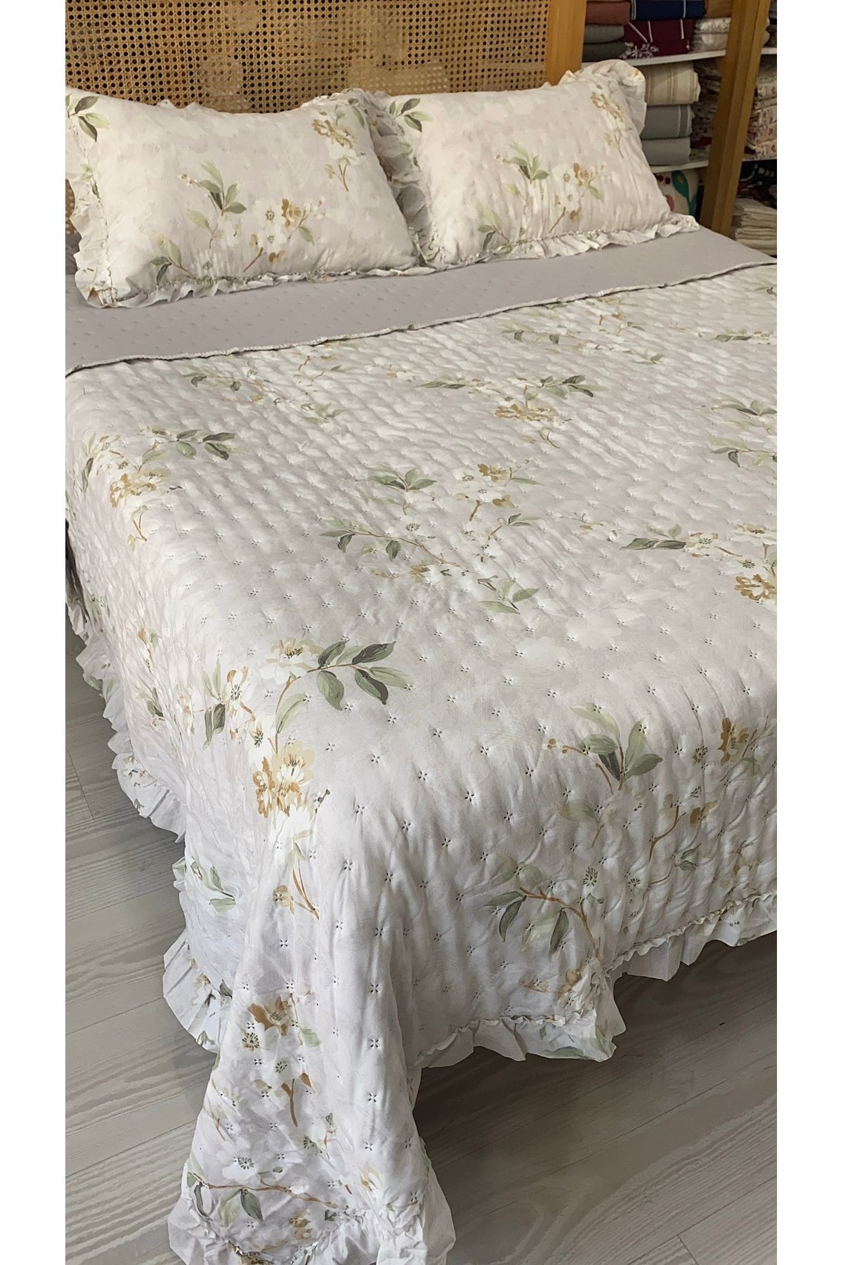 sutra-Flora Series Double Sided Double Bedspread Set 4
