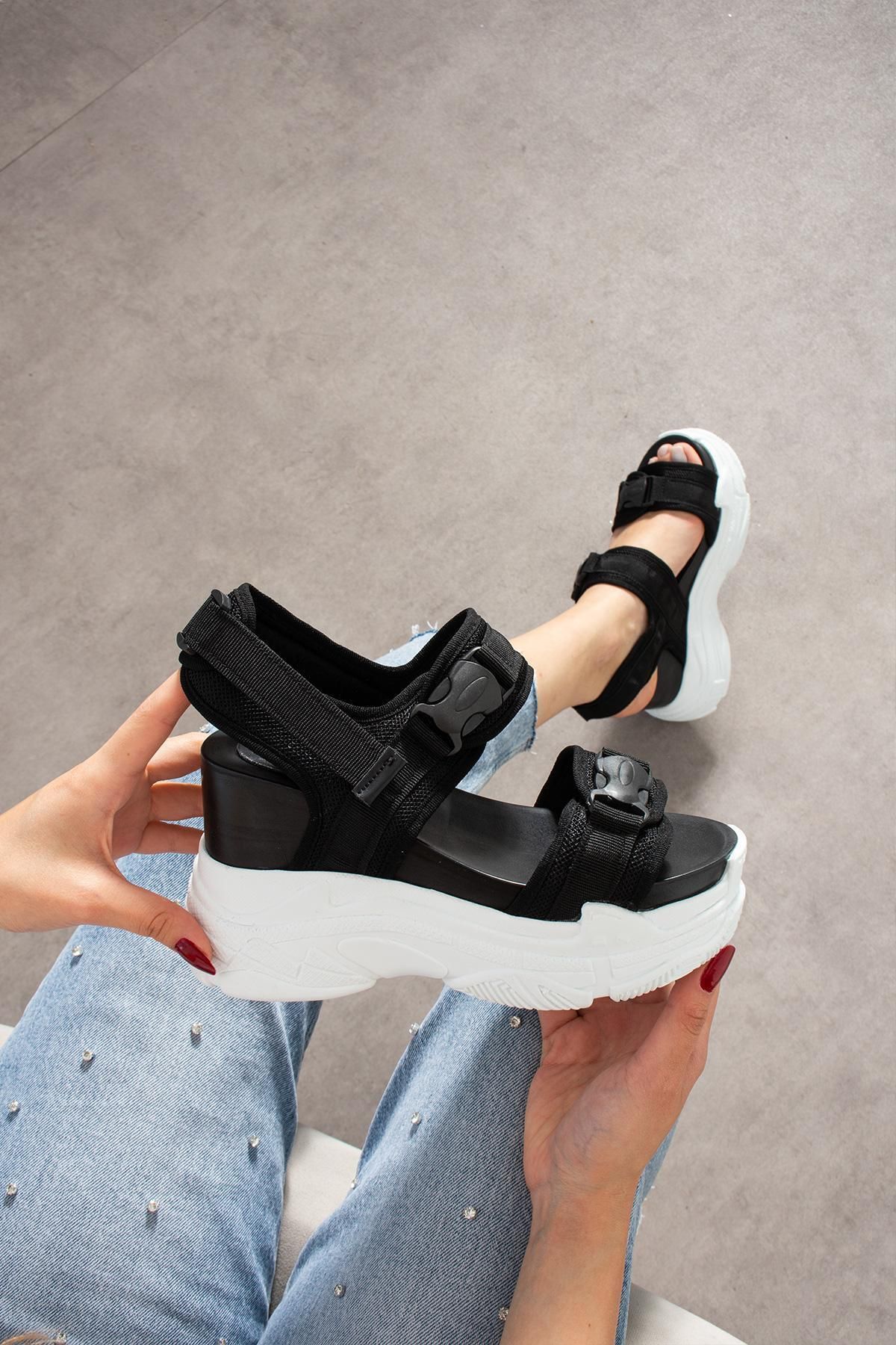 Modanizm-Lunixia Black Sandals - Stylish and Comfortable 2