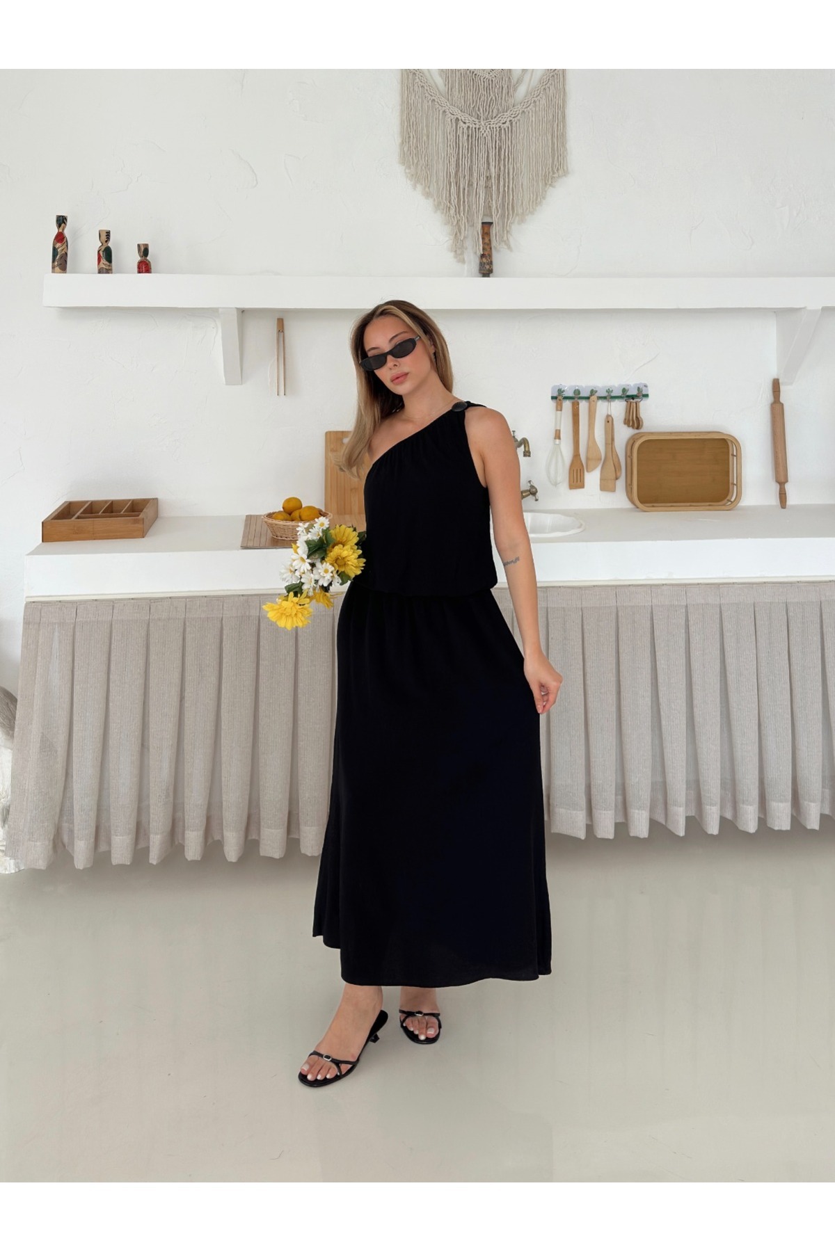 soBasic-Rochie cu un singur mânecă cu talie elastică și detaliu accesoriu broșă de umăr 6