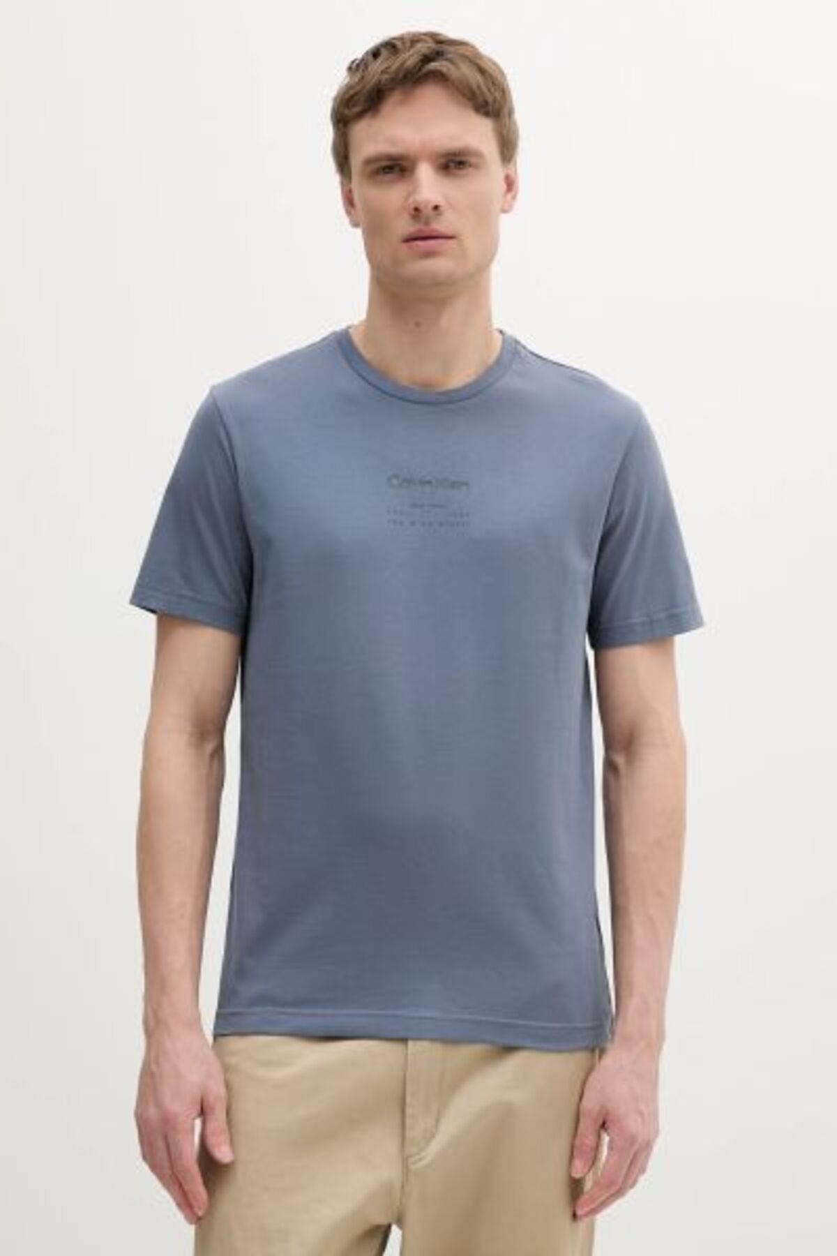 کلوین کلاین تی‌شرت