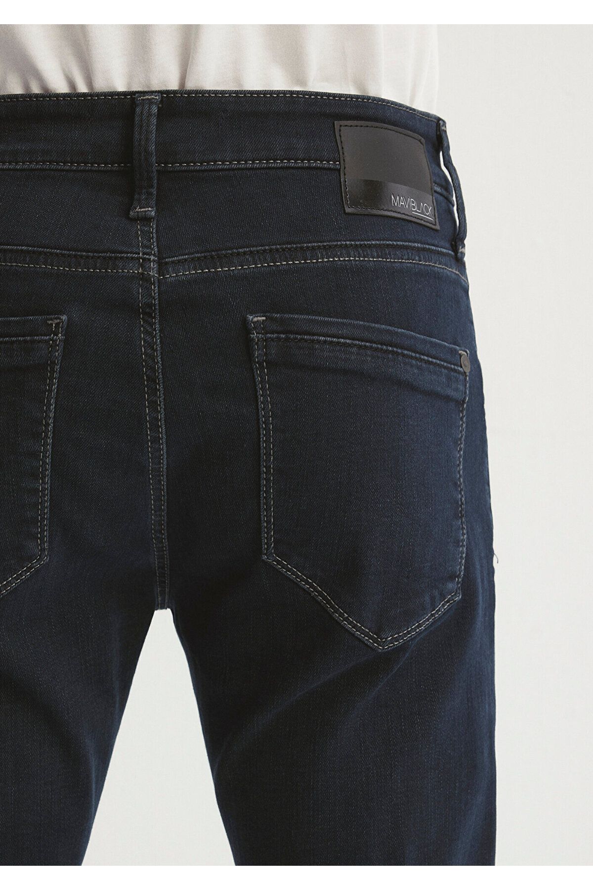 Mavi-James Hazy Ink Jet Black Jean Trousers 0042426976 8