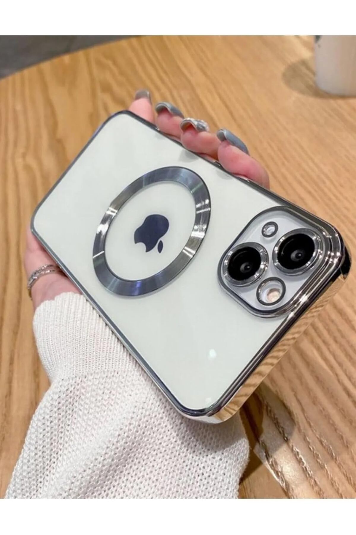 Mena Rise TuonShop GİYİM & AKSESUAR iphone 14 (6.1) inç uyumlu Laser Silikon Arkası Şeffaf Kamera Kor