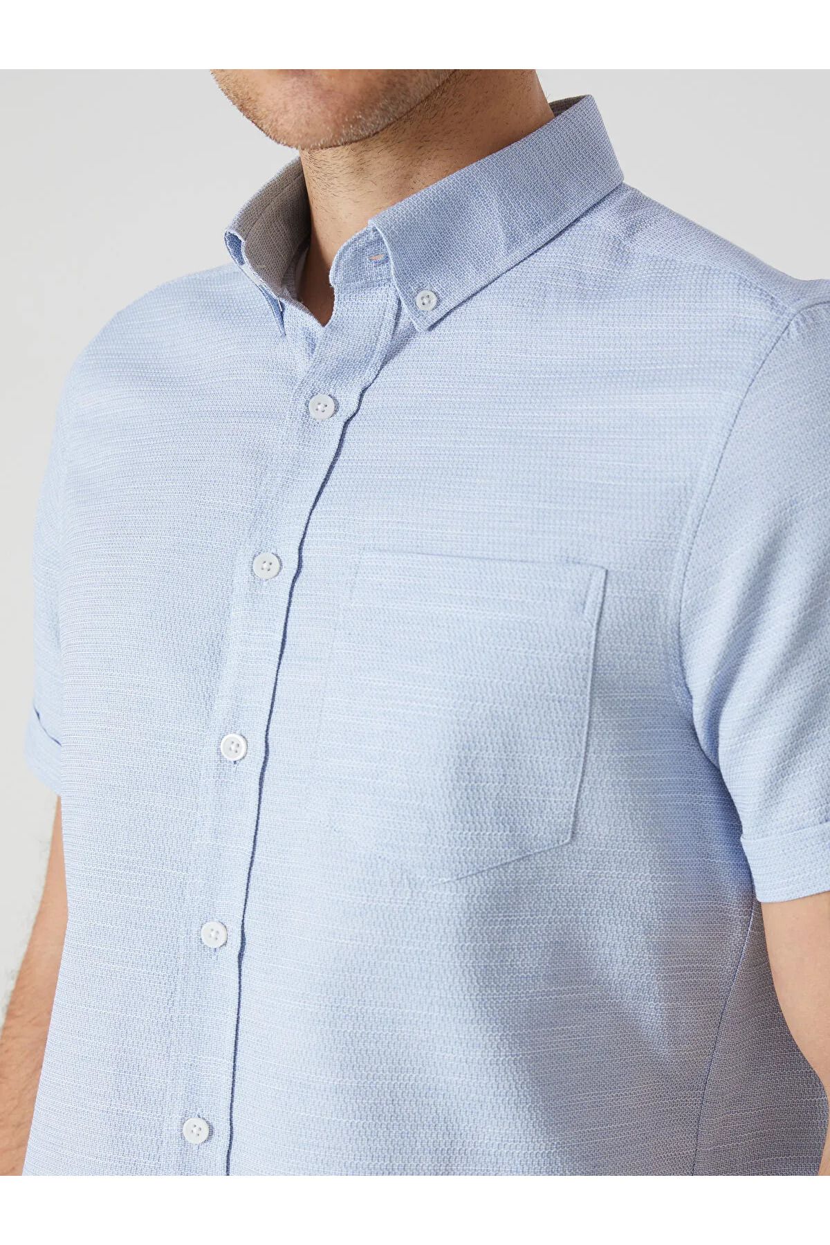 LC Waikiki Regular Fit Kısa Kollu Armürlü Erkek Gömlek