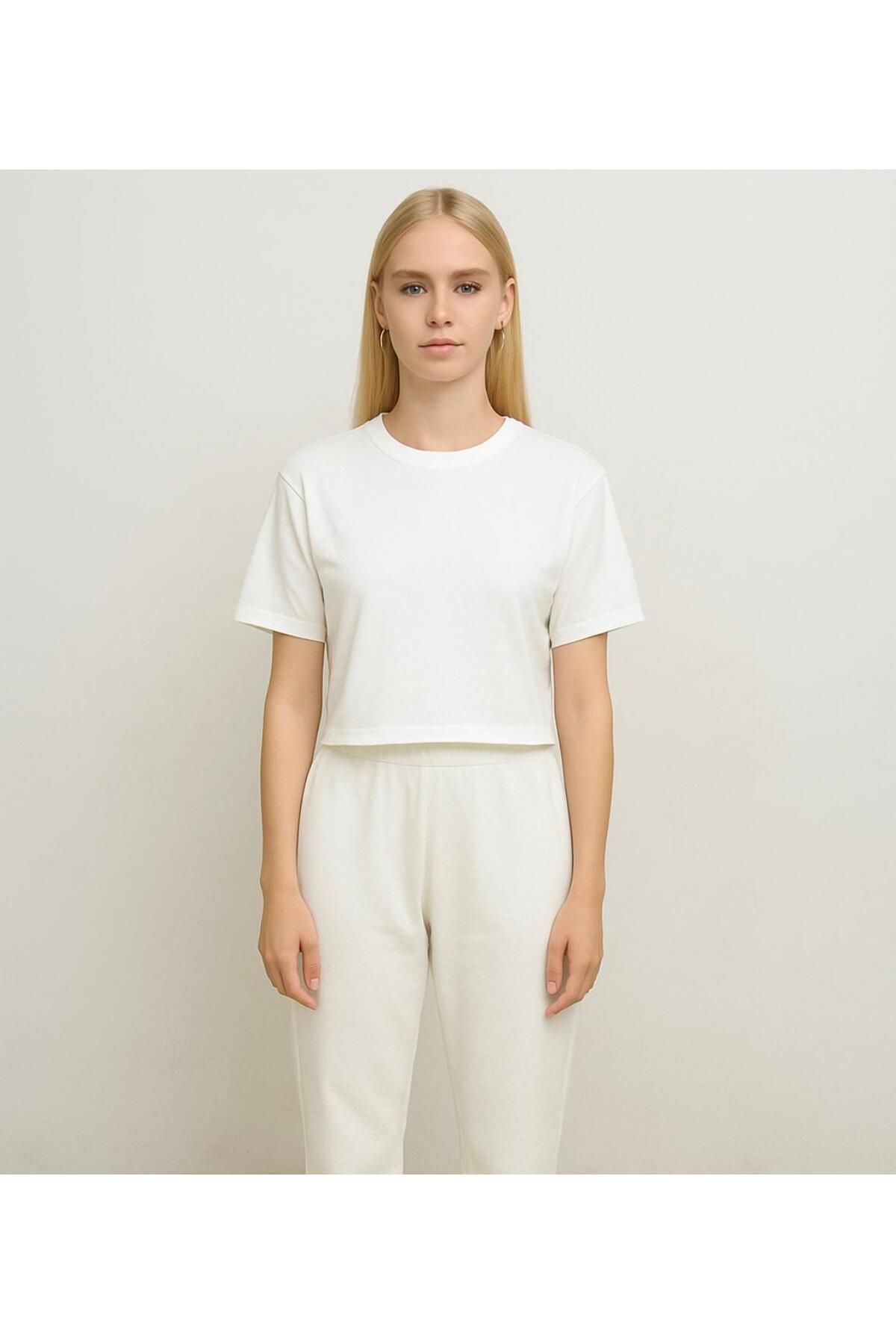 AXXEL Kadın Beyaz Kısa Kollu Oversize T-shirt-d814