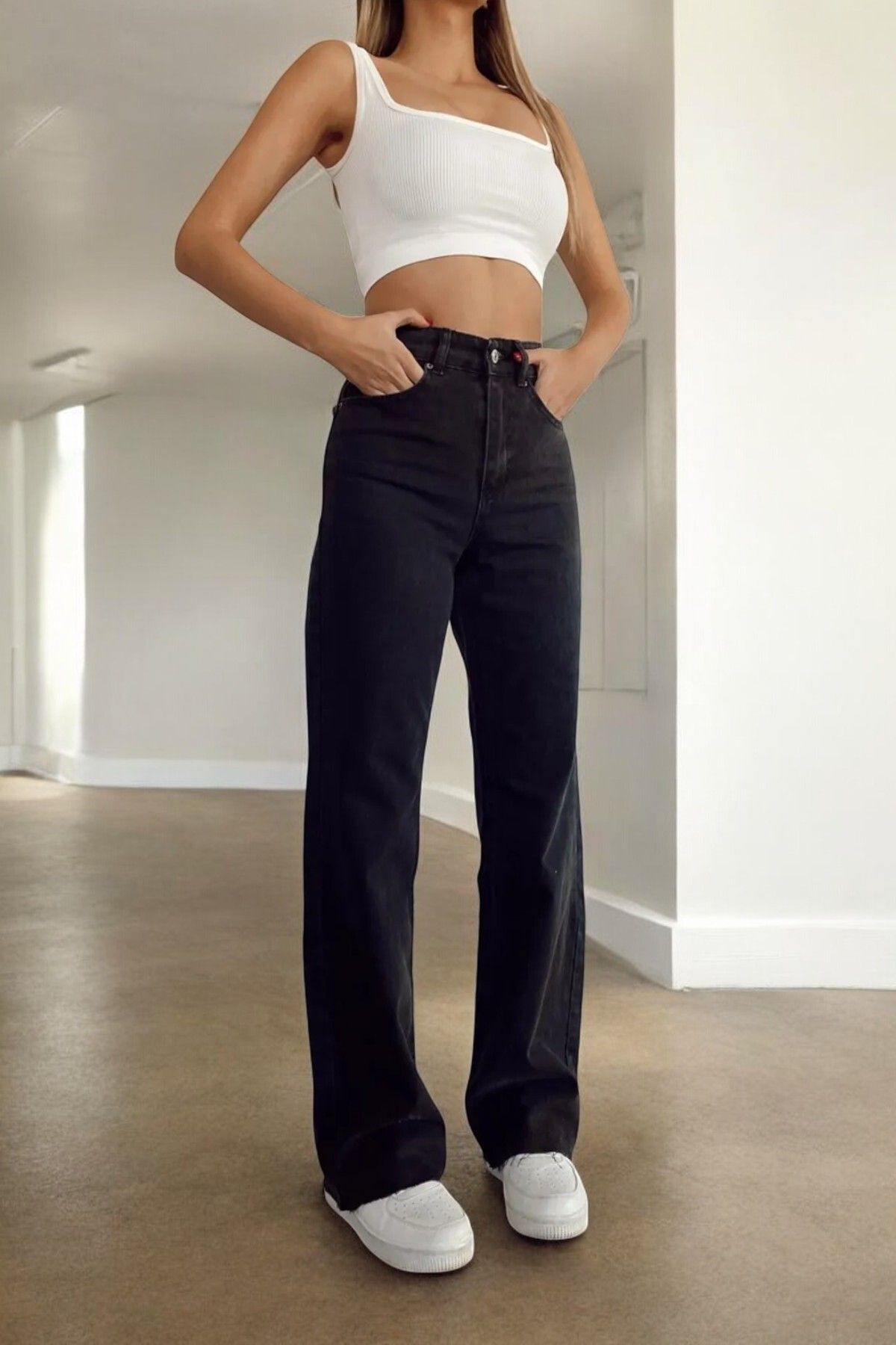 Livik Fiona Genç Kız Siyah Yüksek Bel Elastan Karışımlı Astarsız Salaş Paça Jeans