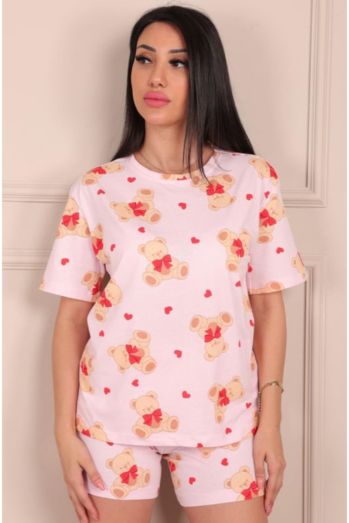LETS BASIC Kadın Baskılı Şortlu Pijama Takımı - Sevimli Ayıcık Kalpli Desenli