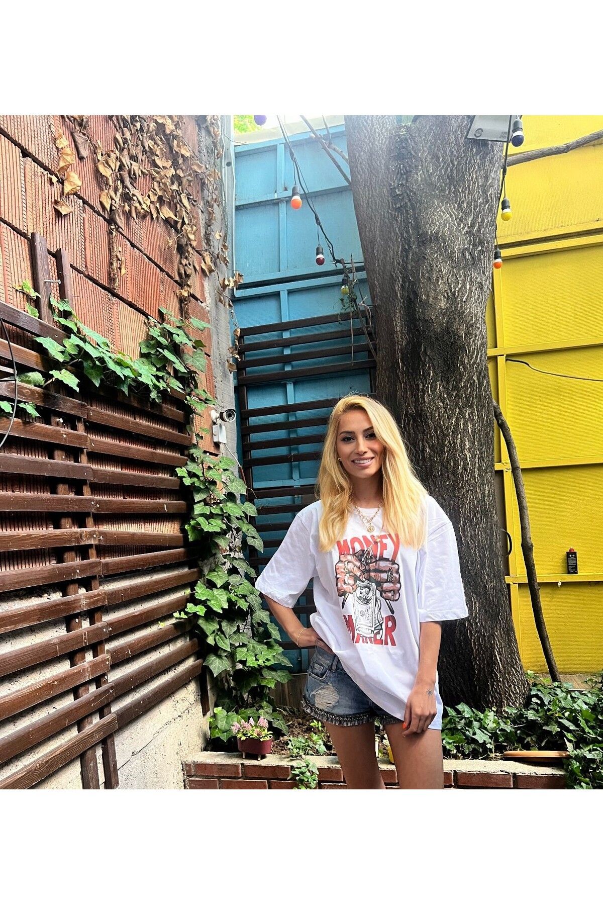 K&C OVERSIZE T-SHIRT