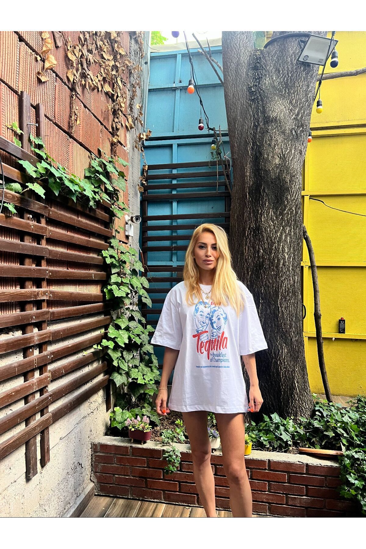 K&C OVVERSIZE T-SHIRT