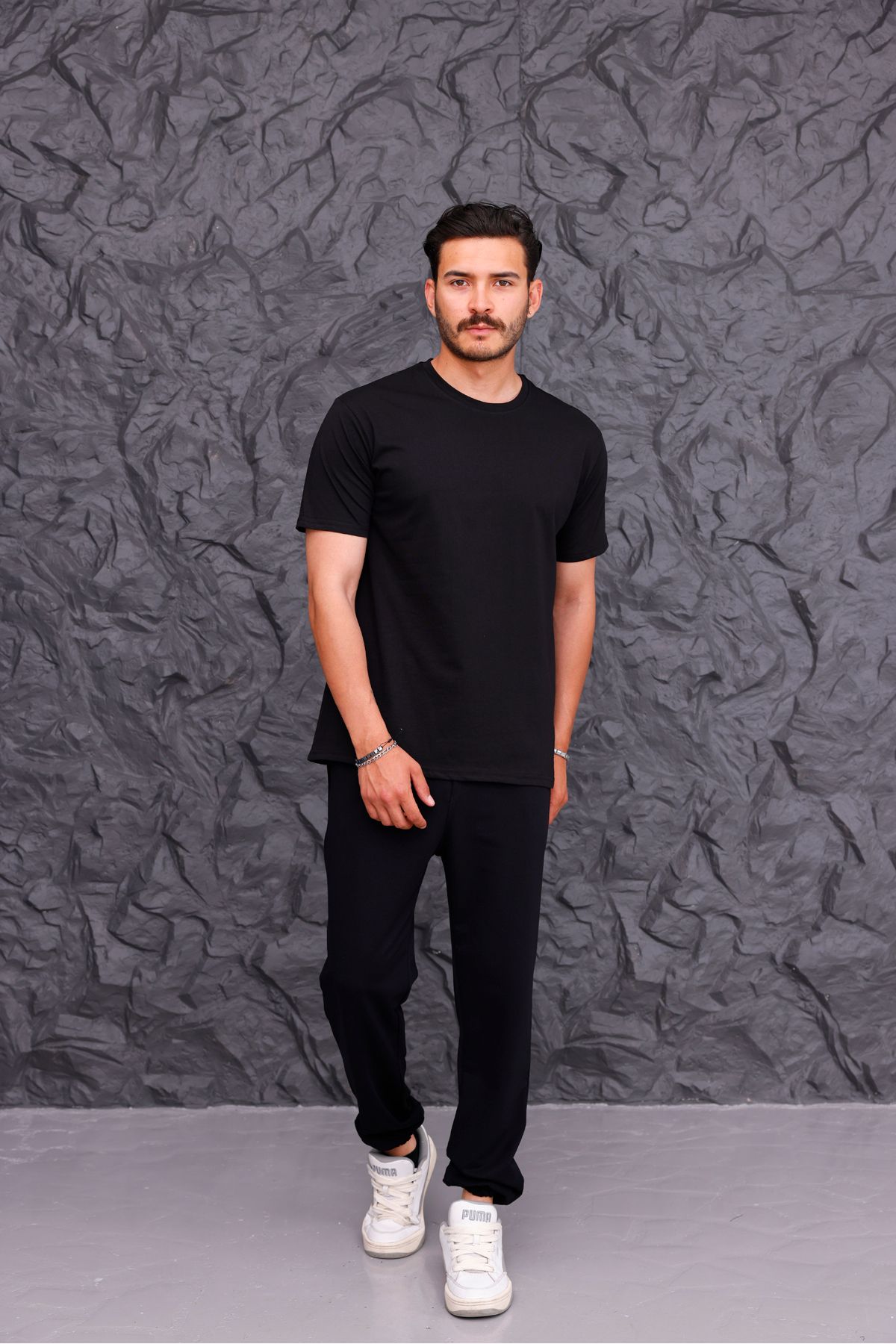 Butik VESTIS CL. Basic T-shirt