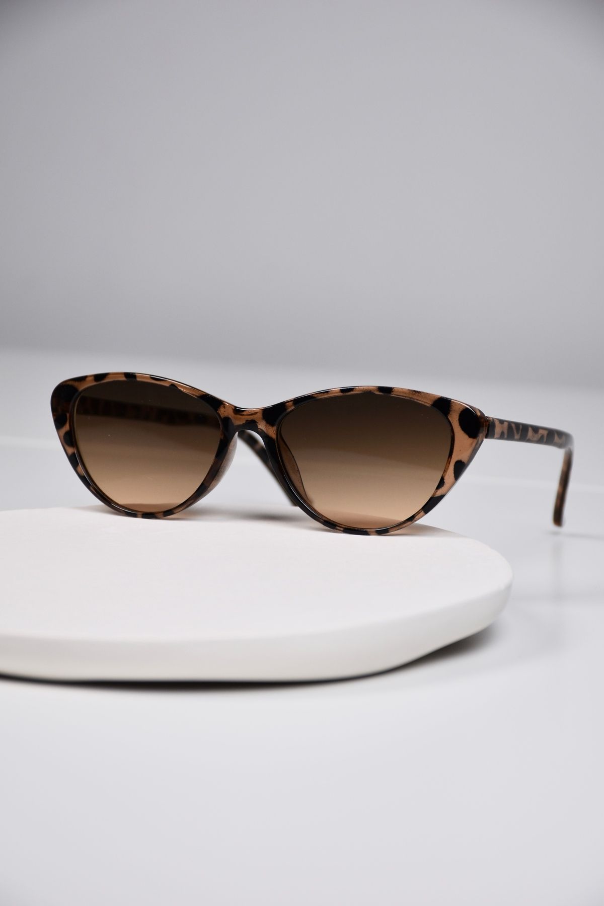 LOOKUP NEW Unisex Kadın Erkek Uv400 Korumalı 50 Ekartman Cam Değişimi Kemik Cat Eye Güneş Gözlüğü