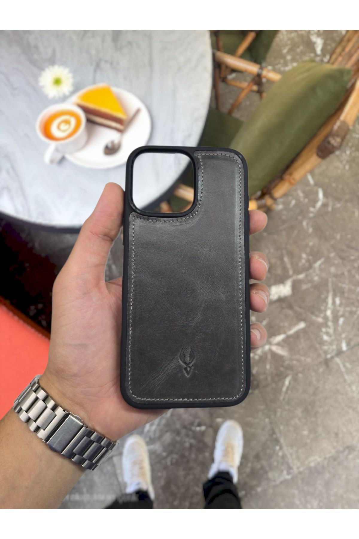 VİSSO Hakiki GERÇEK Deri İPHONE Telefon Kılıfı Kişiye Özel İsim Baskılı İPHONE 15 PRO Uyumlu