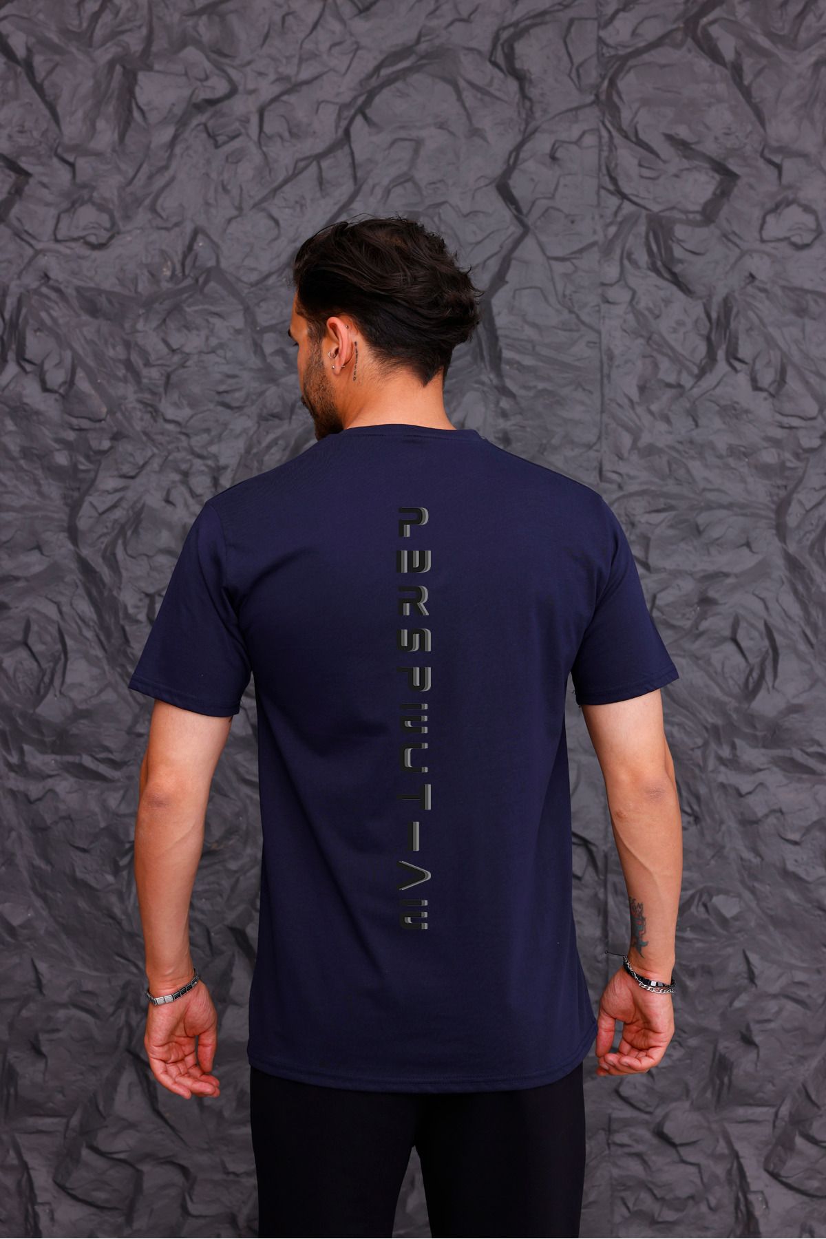 Butik VESTIS CL. 'Perspectıve' Baskılı Basic T-shirt