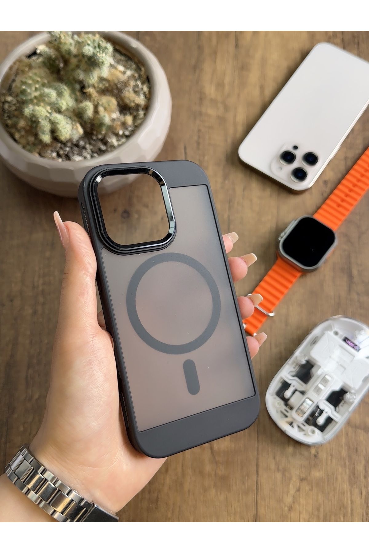MTL iPhone 15 Pro MagSafe Uyumlu Silikon Kılıf Soocase635