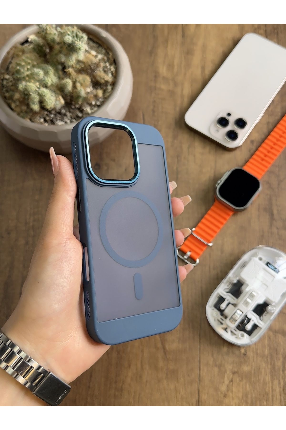 MTL iPhone 16 Pro MagSafe Uyumlu Silikon Kılıf Soocase635