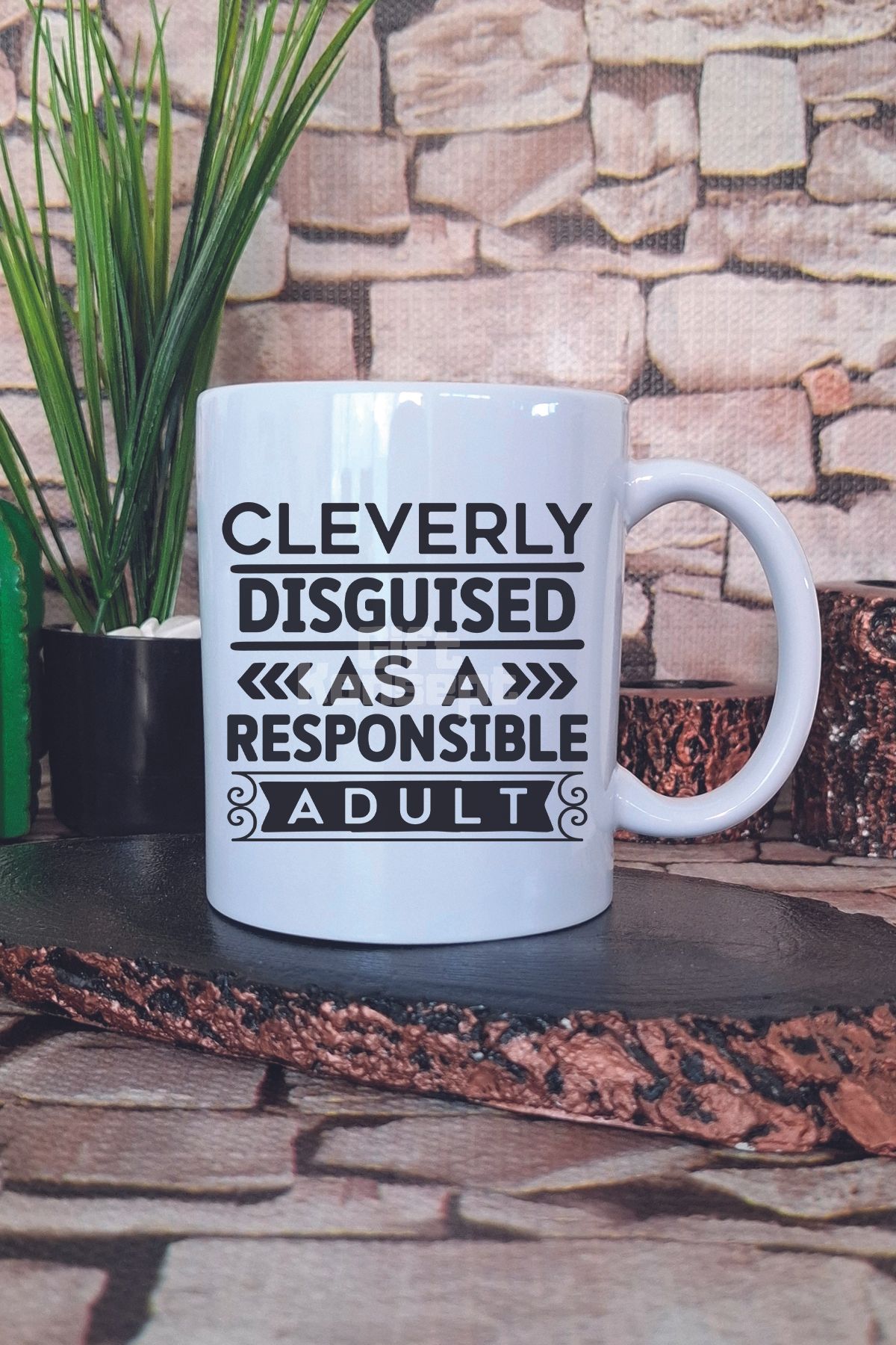 giftkonsept Cleverly Disguised As Responsible Adult Yazılı Komik Yetişkin Hediye Baskılı Kupa Bardak
