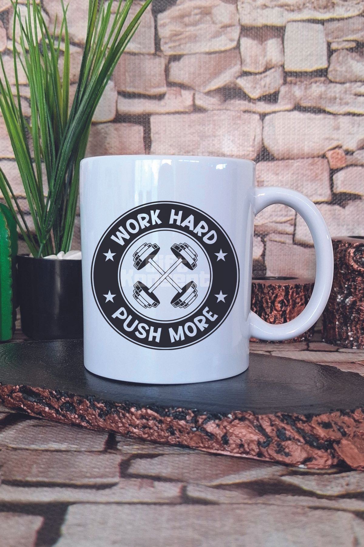 giftkonsept Work Hard Push More Yazılı Gym Spor Çalışma Azmi Fitness Hediye Baskılı Kupa Bardak