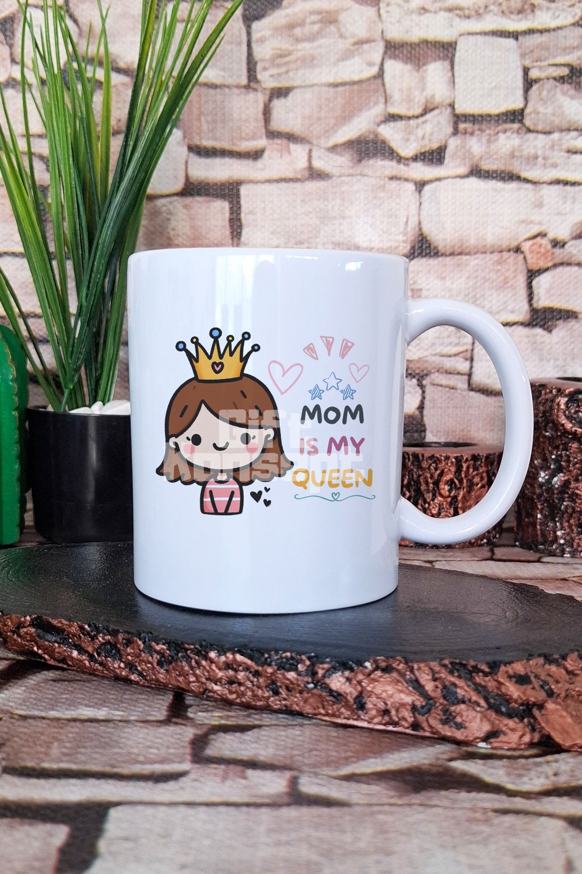 giftkonsept Mom is My Queen Annem Kraliçem Anneler Günü Hediyelik Baskılı Çay Kahve Sunum Kupa Bardak
