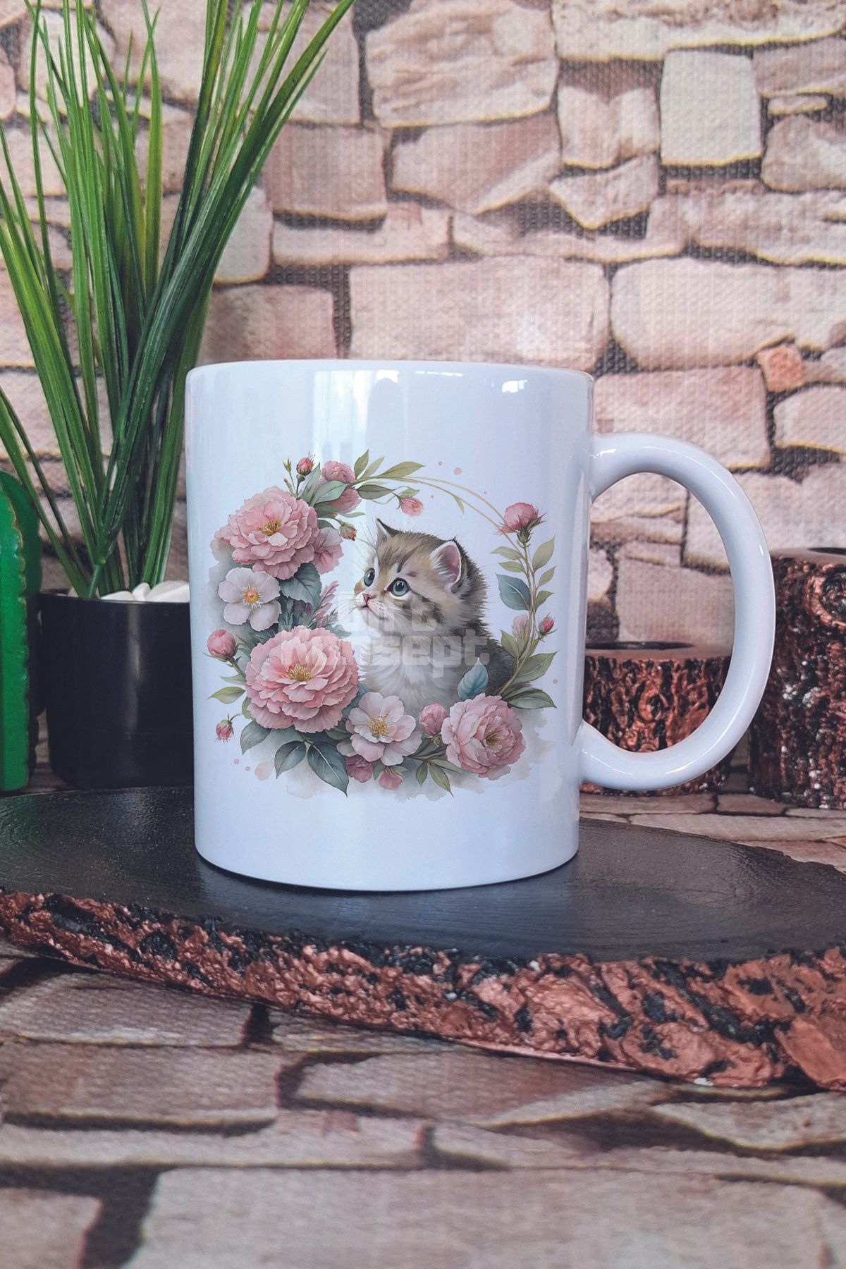 giftkonsept Sevimli Kedi Ve Çiçek Temalı No: 6 Hediyelik Baskılı Çay Kahve Sunum Kupa Bardak