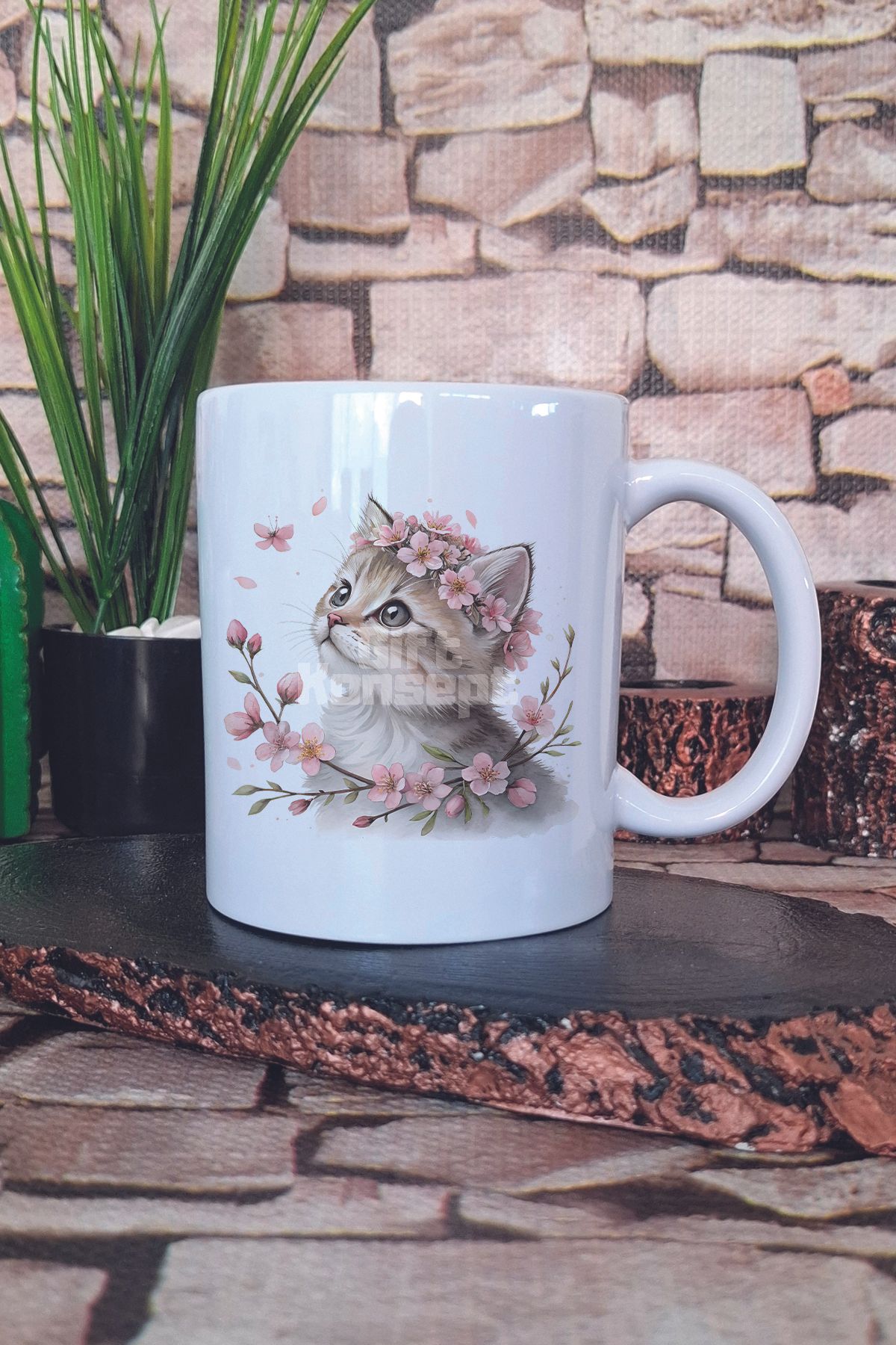 giftkonsept Sevimli Kedi Ve Çiçek Temalı No: 1 Hediyelik Baskılı Çay Kahve Sunum Kupa Bardak
