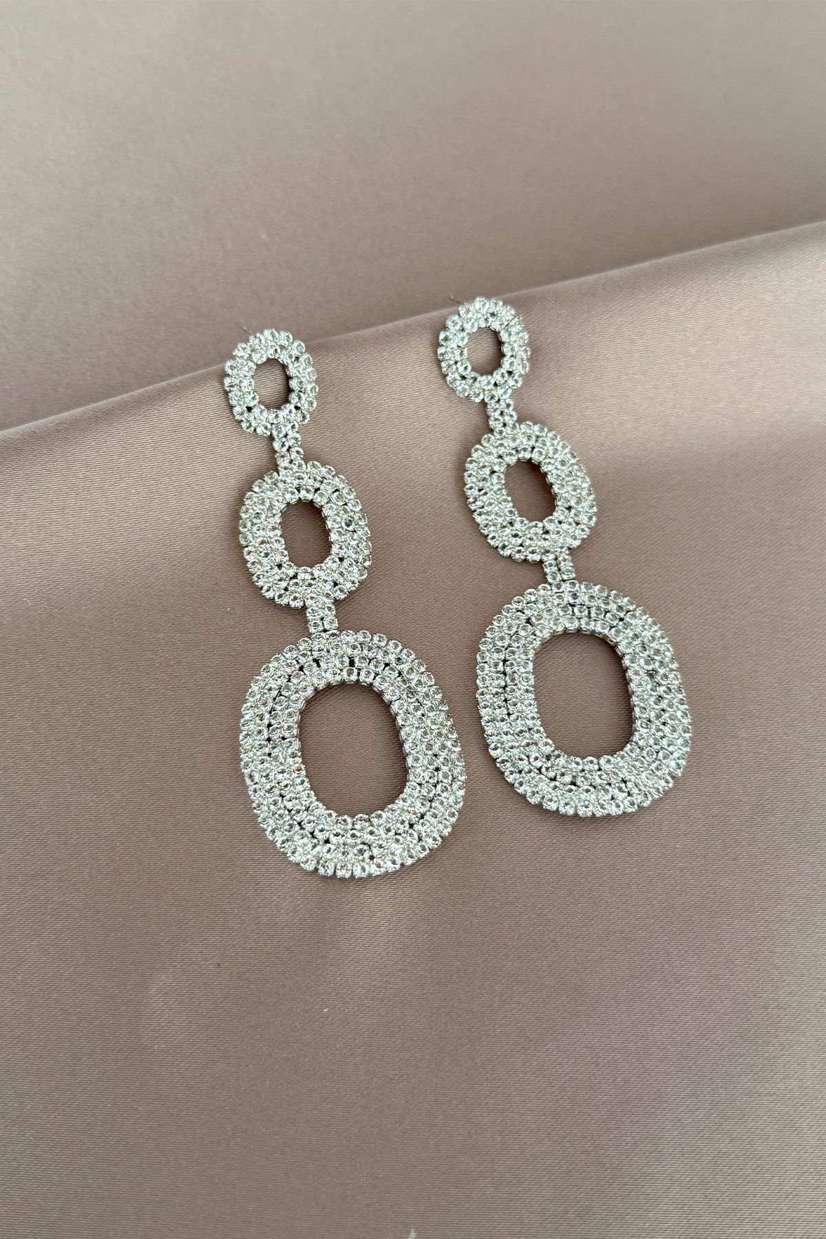 laria jewelry Zirkon Taşlı Sallantılı Abiye Küpe