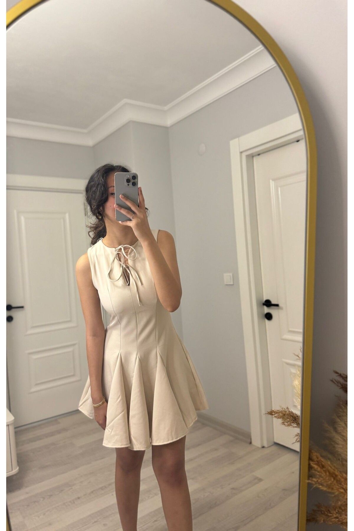 MasalBoutiquee Kadın Bej Rengi Bağlama Detaylı Elbise