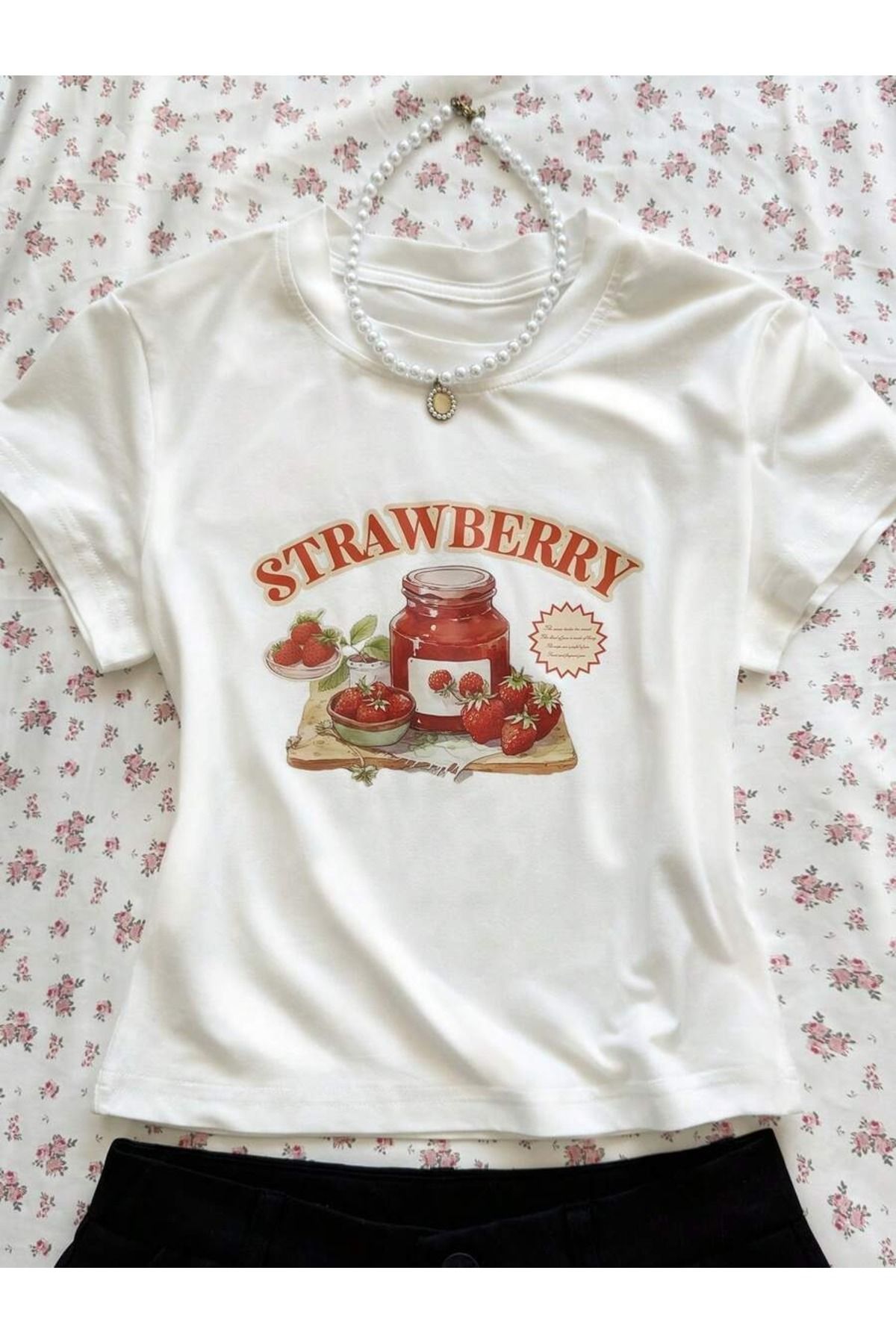 OVER HEAD Kadın Çilek Reçeli Strawberry Baskılı Baby Tee Crop T-shirt