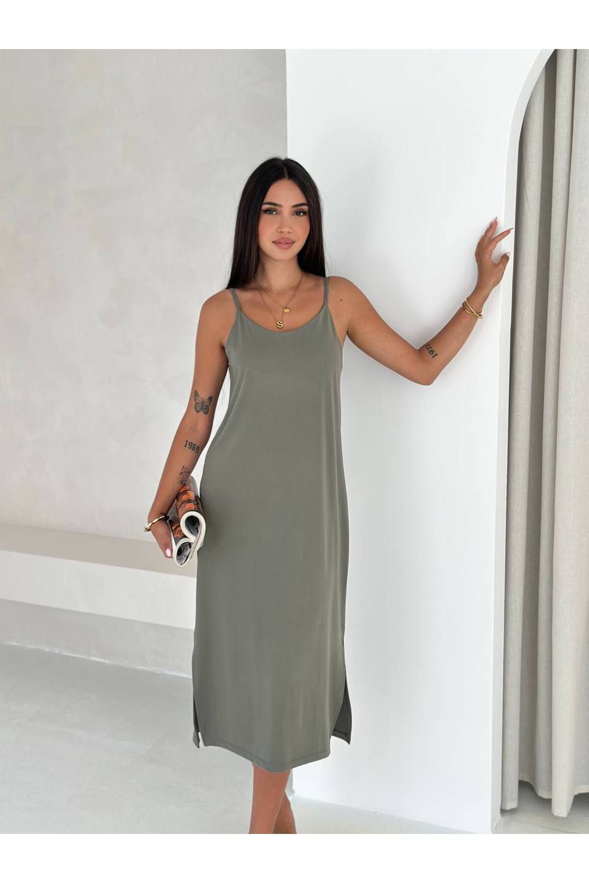 DESTEMIRA İnce Askılı Midi Boy Yırtmaçlı Elbise