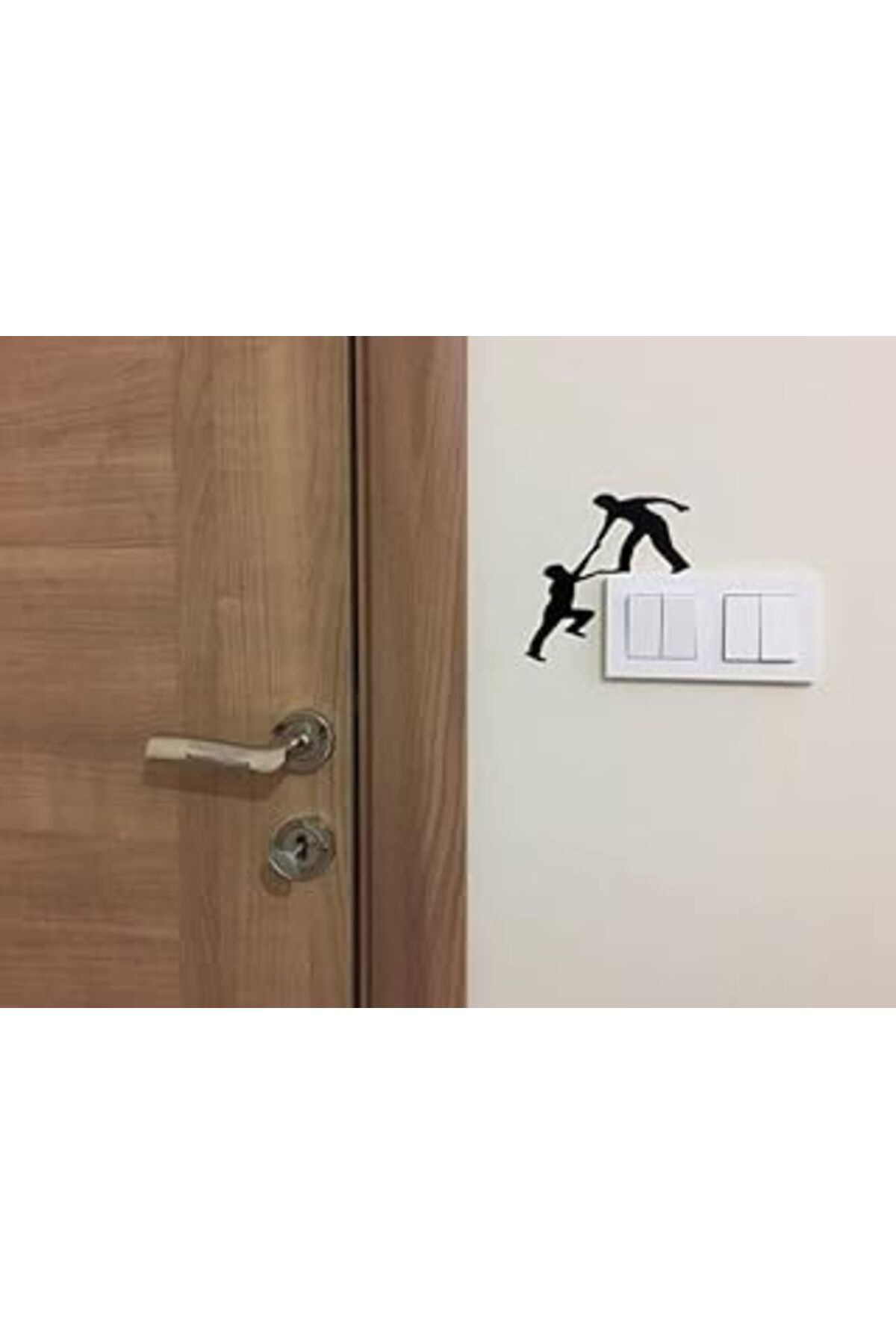 Mu Art Ahşap Çift Taraflı Kullanıma Uygun Tutunan Adamlar Duvar Sticker