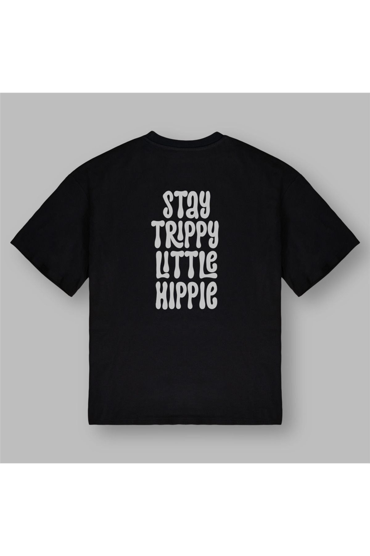 BOYANOVA Stay Trippy Little Hippie Kadın Oversize Siyah Tişört