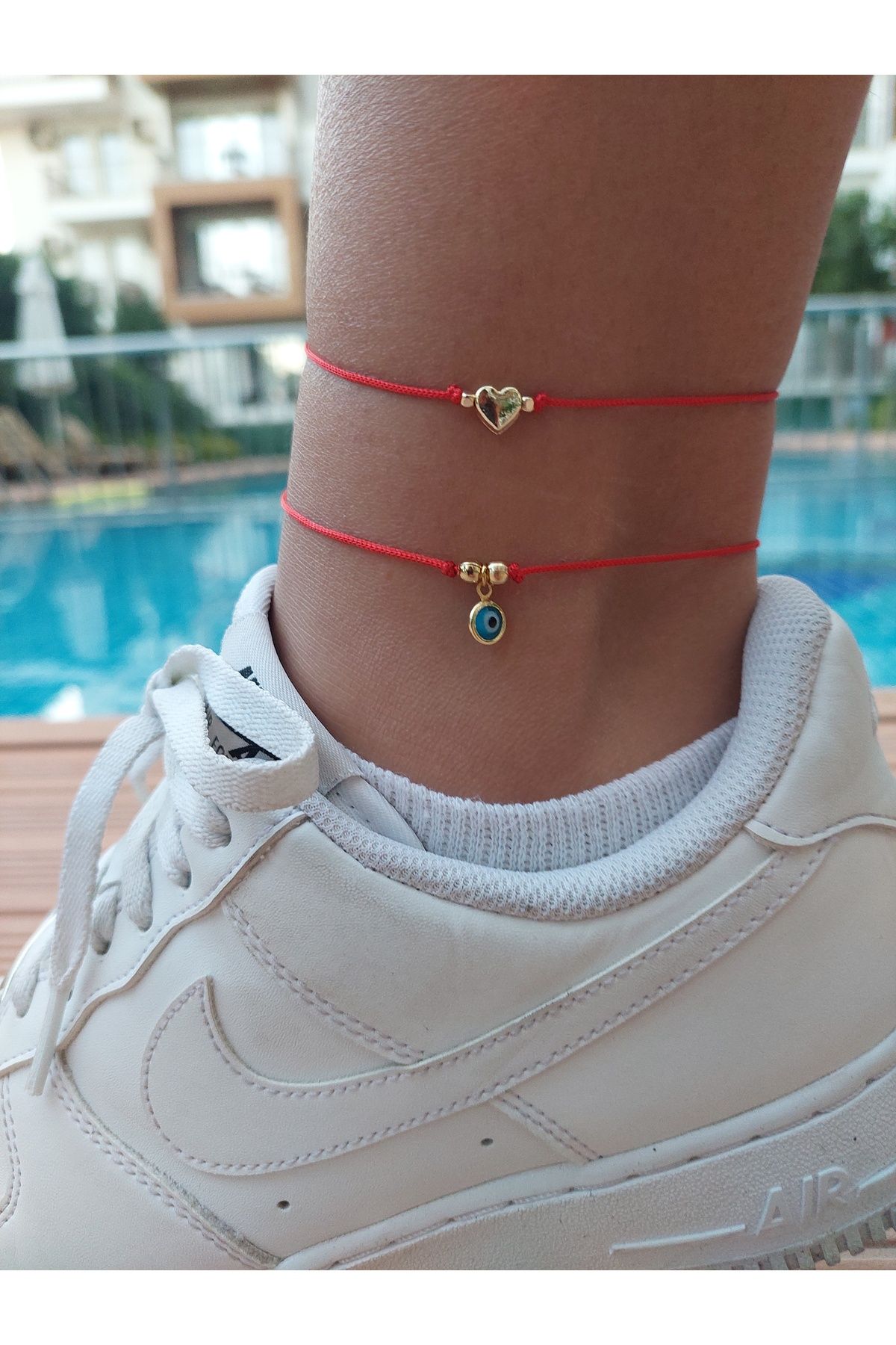 LUCKY ACCESSORIES Kırmızı İp Şans Gold Kalp ve Nazar Boncuklu Halhal
