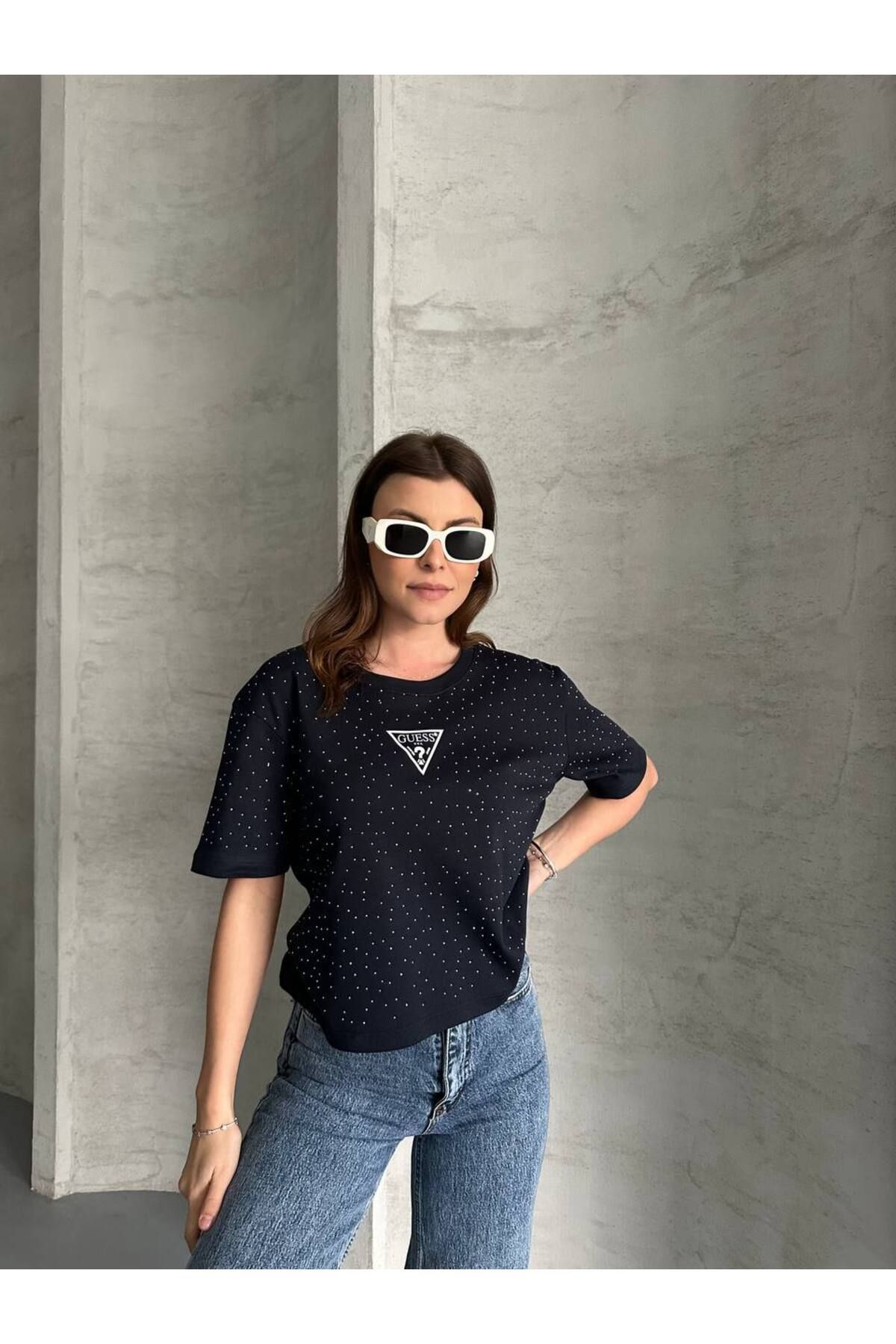 asur boutique Asur Butik Kadın Bisiklet Yaka Taşlı Tişört