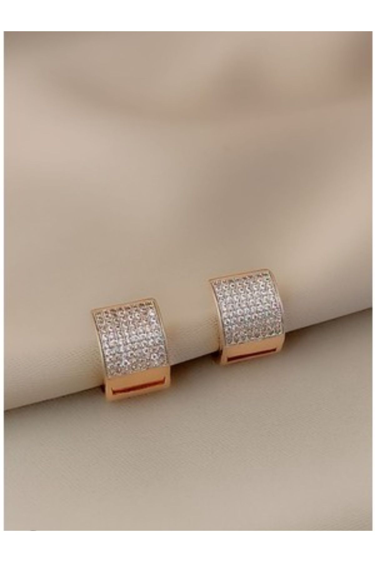 Jewerly Çelik gold klips taşlı küpe