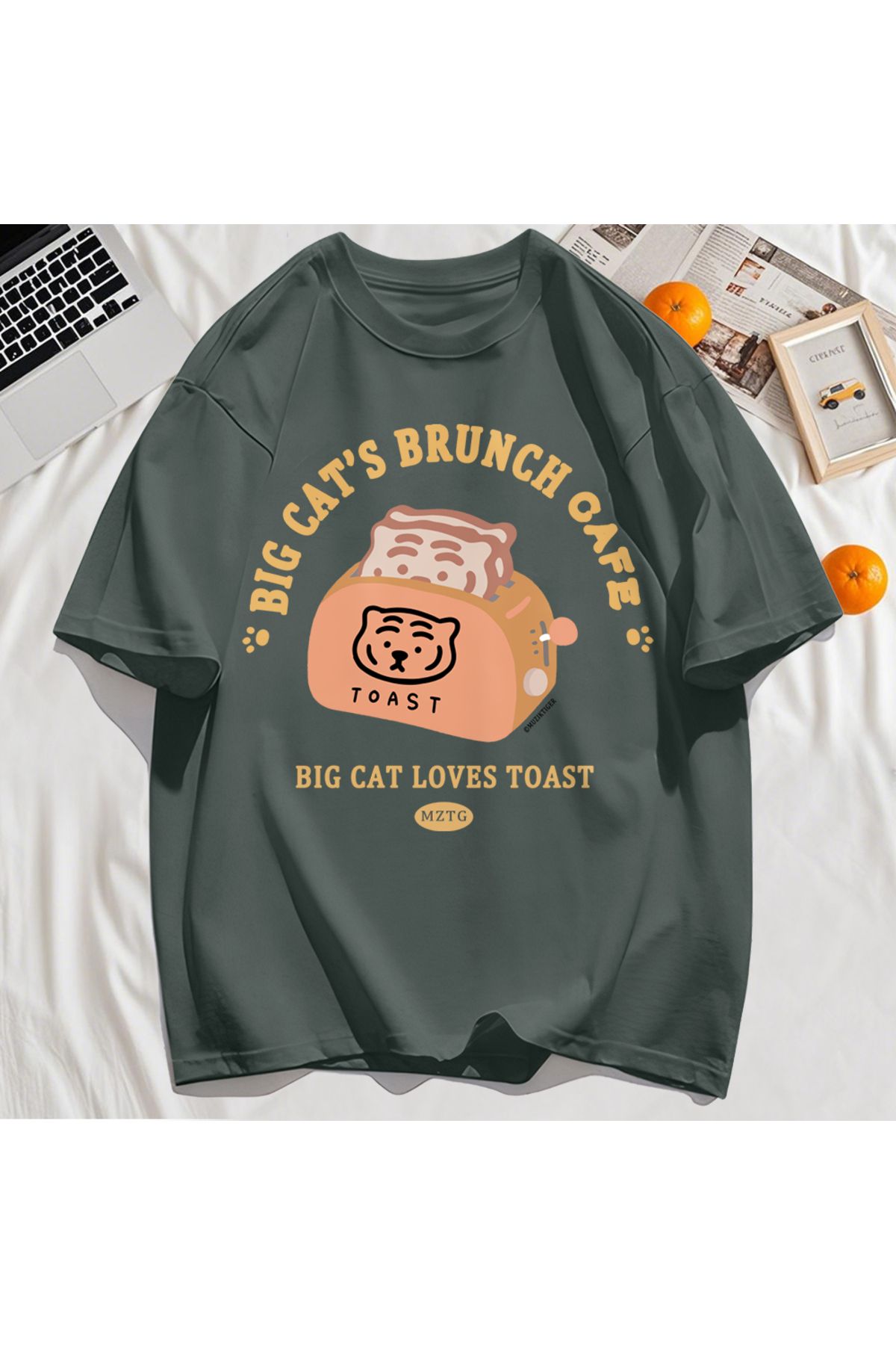 StartMore Y2k Vintage Tişört Tee Büyük Kedinin Brunch Cafe Tasarım