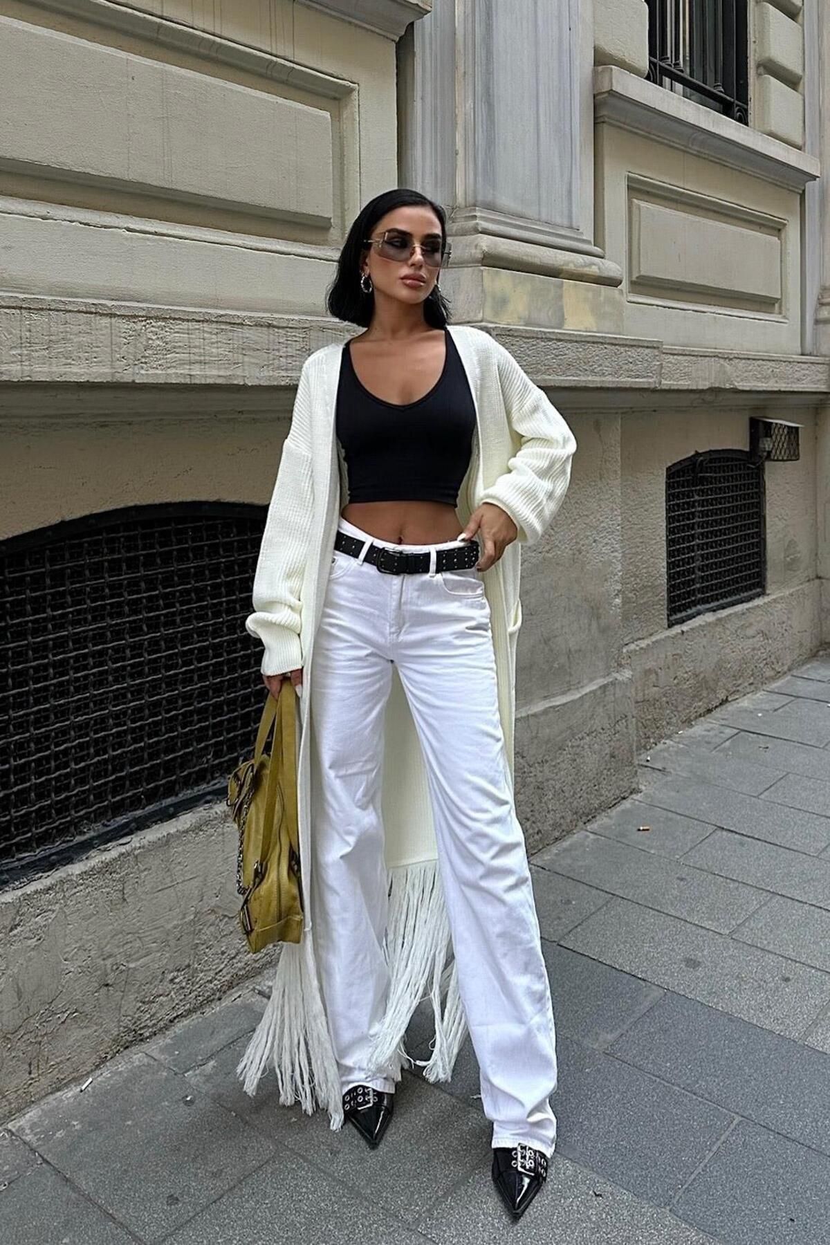 WeShaya Kadın Ekru Oversize Kruvaze Triko Uzun Hırka
