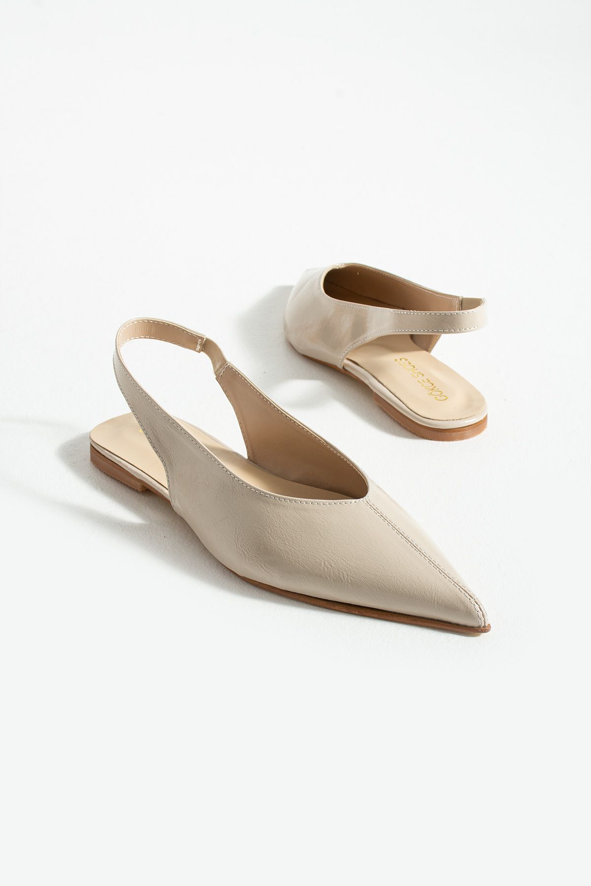 Gökçe Shoes Yanna Krem Desenli Rugan Sade Arkası Lastikli Kadın Babet Ayakkabı