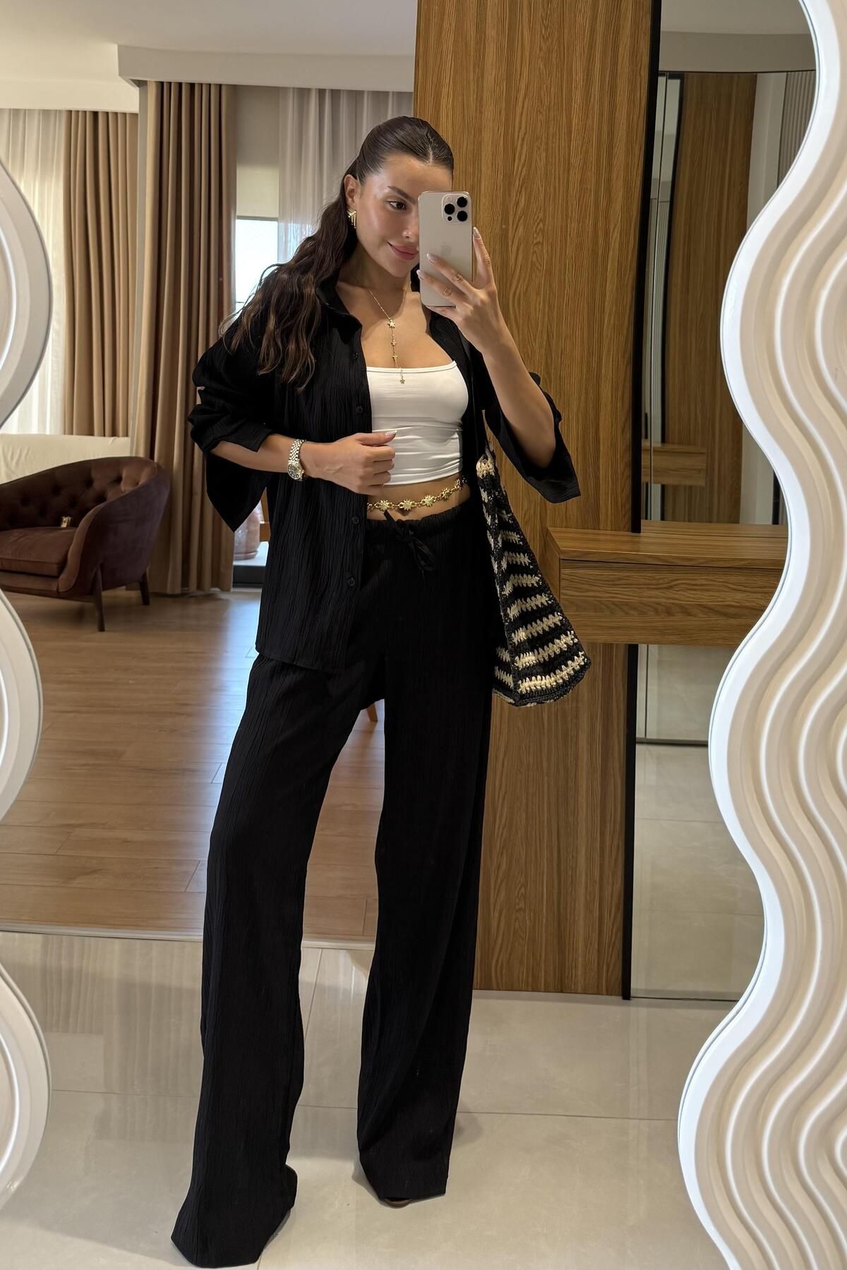 Gizem Ecemiş Wanted Siyah Krinkıl Takım