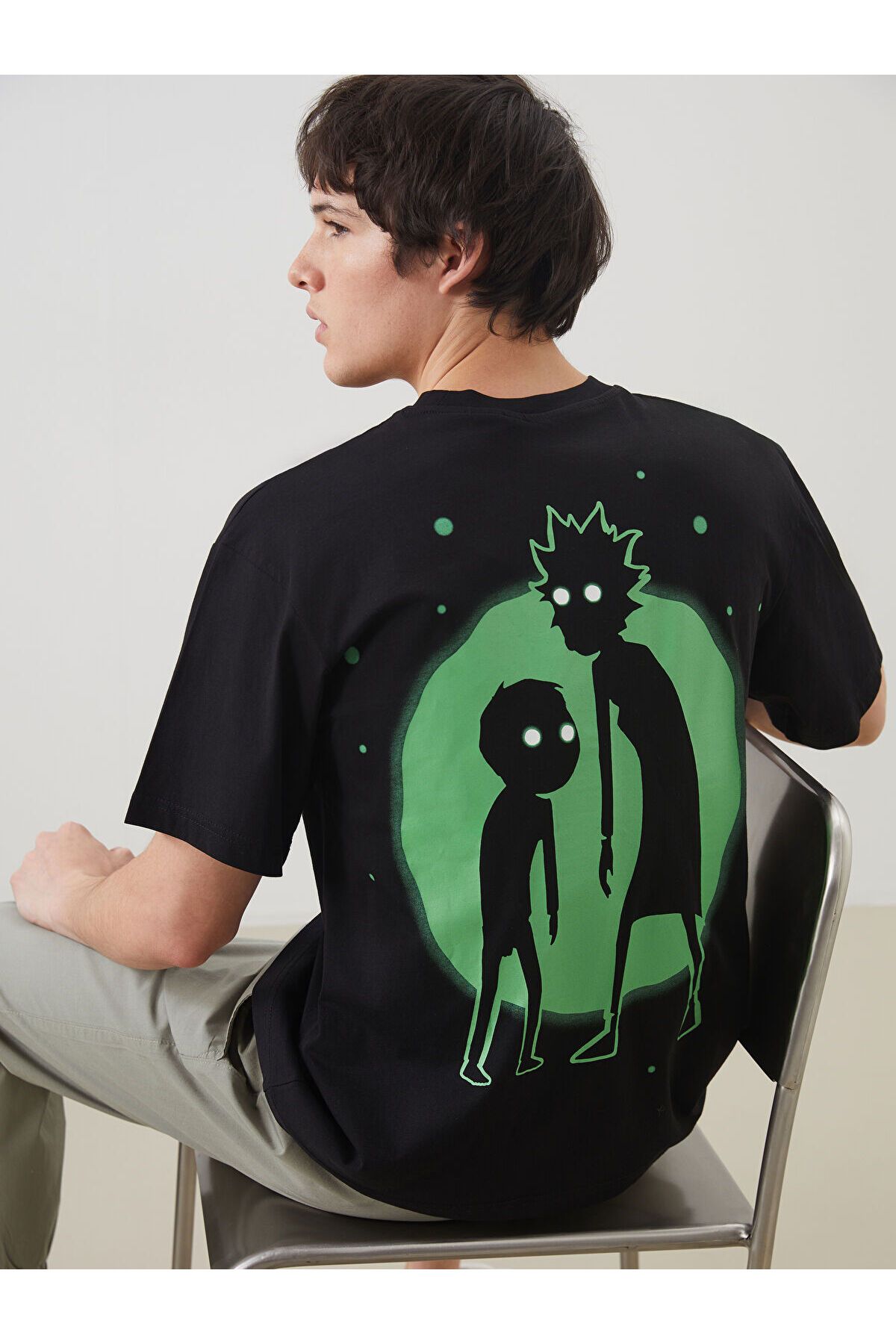 LC Waikiki Bisiklet Yaka Rick and Morty Baskılı Erkek Tişört
