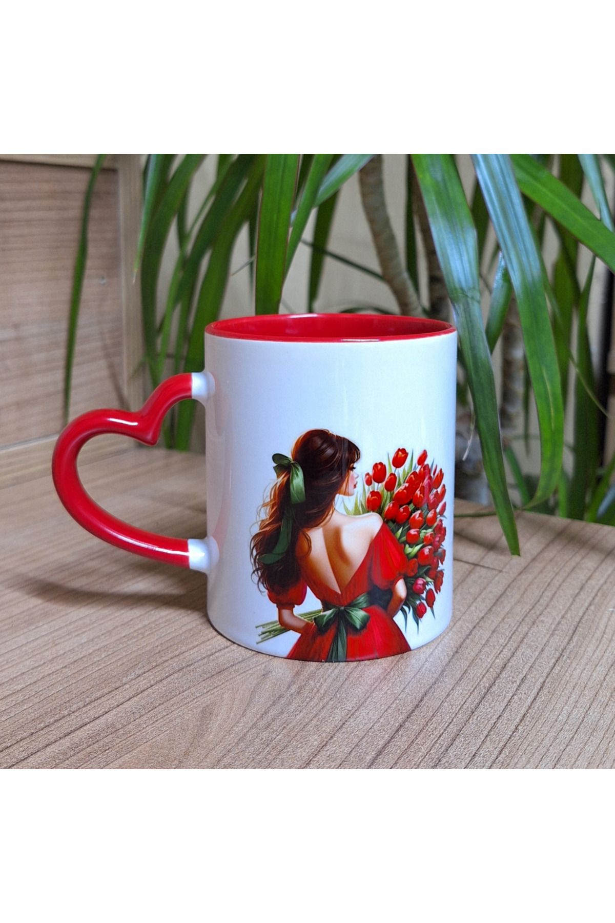 Home "Aşkın Zarafeti" Kırmızı Kalpli Kupa – 300 ml Kişiye Özel Porselen Bardak