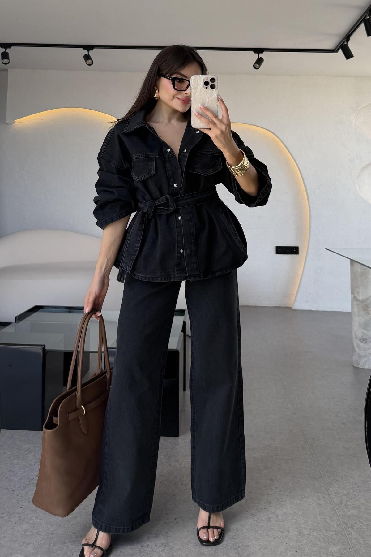 Gizem Ecemiş Chenko Denim Siyah Pantolon