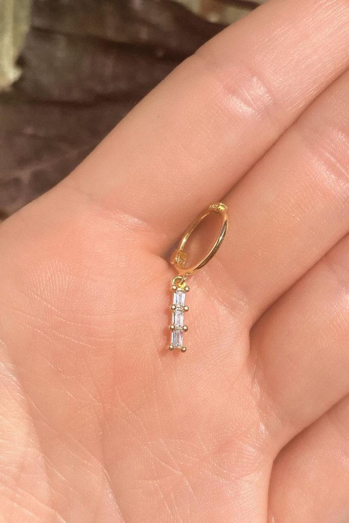 Spossy Silver Jewelry Baget Taşlı Sannaltılı Piercing Küpe