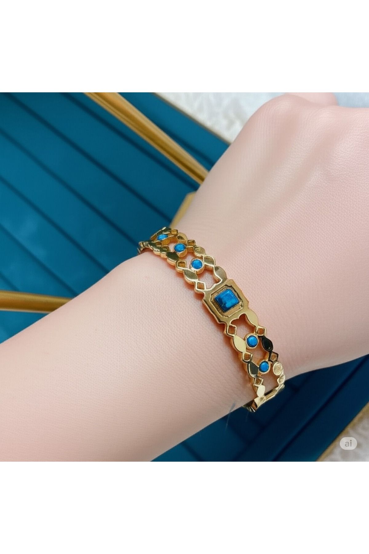 FAMEMUS ACCESSORY Sevgililer Gününe Özel Gold Çelik Turkuaz Taşlı Özel Tasarım Bileklik