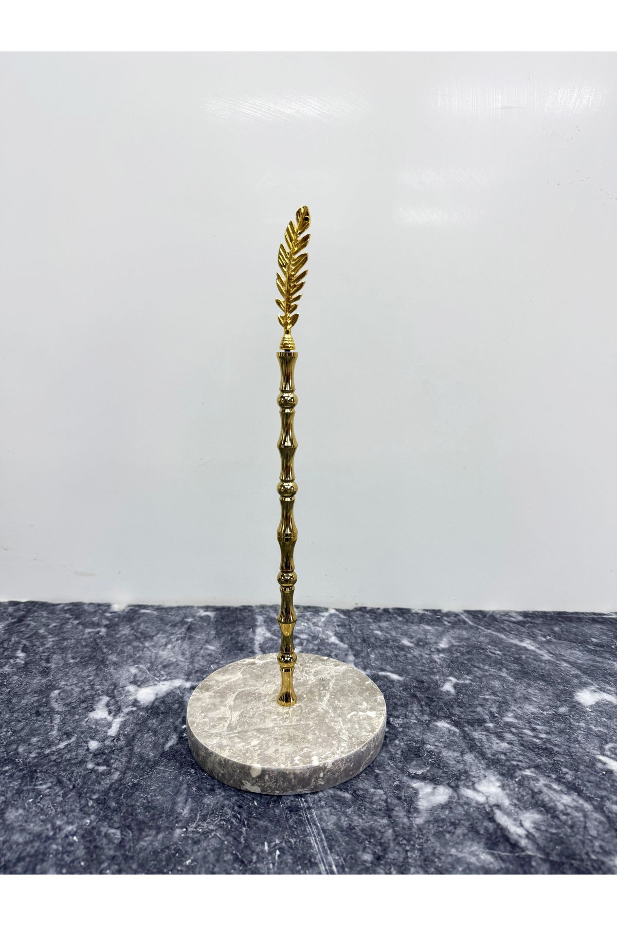 Modestmar Gri mermer Havluluk Yaprak Objeli Gold