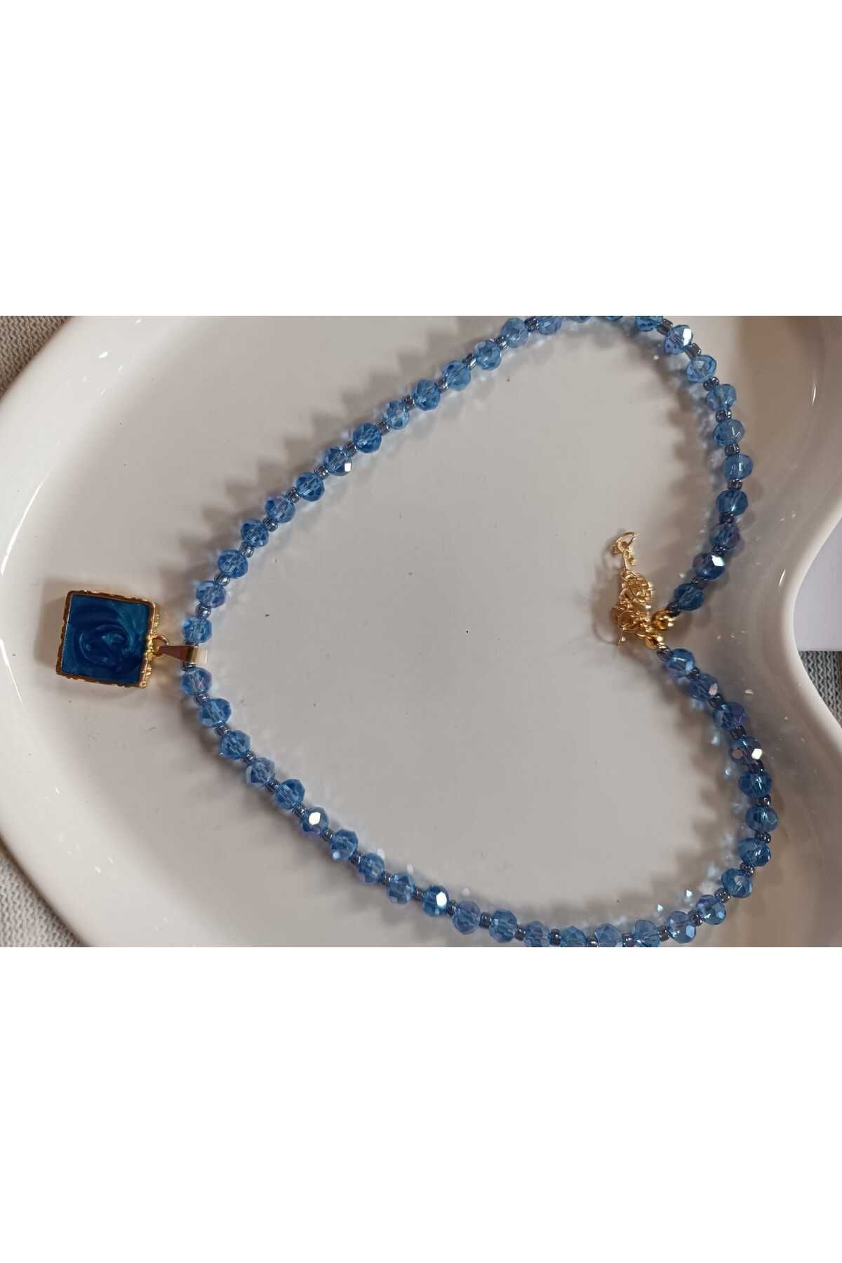 Fata Morgana Accessory Kare Mavi Uç Detaylı Kristal Boncuk Kolye