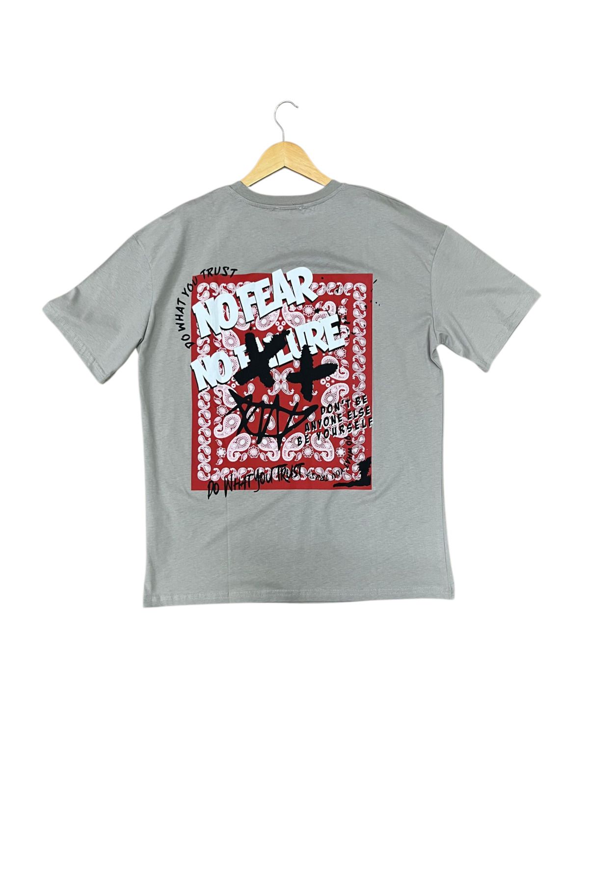 YENİLER Oversize Sırt Baskılı T-Shirt