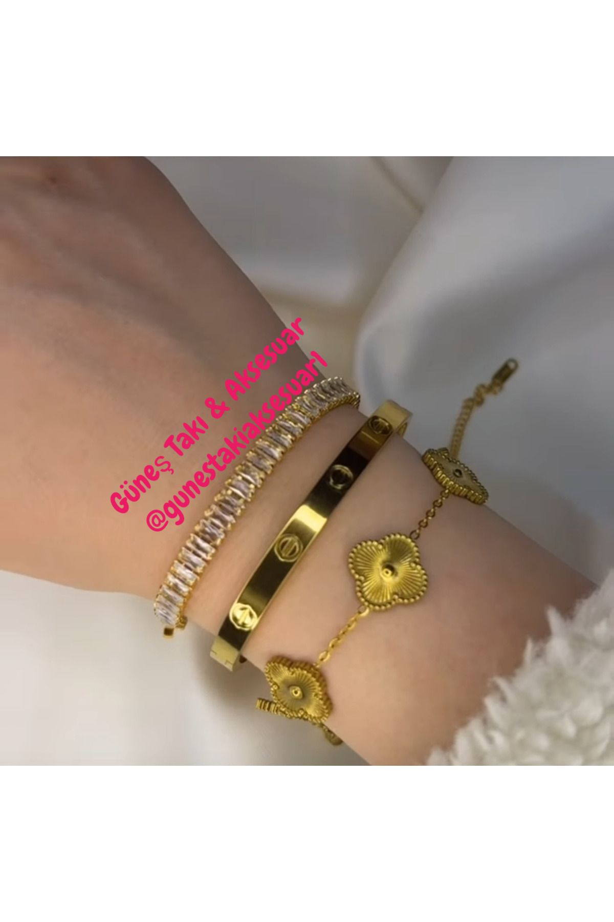 GUNESTAKI Gold Üçlü Suyolu Yonca Çelik Bileklik Seti