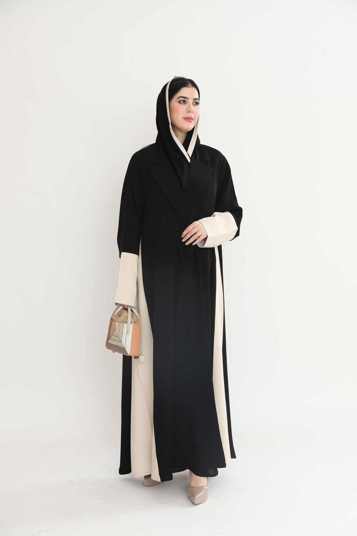 elegant hijab عباية لين - عباية بيج في اسود