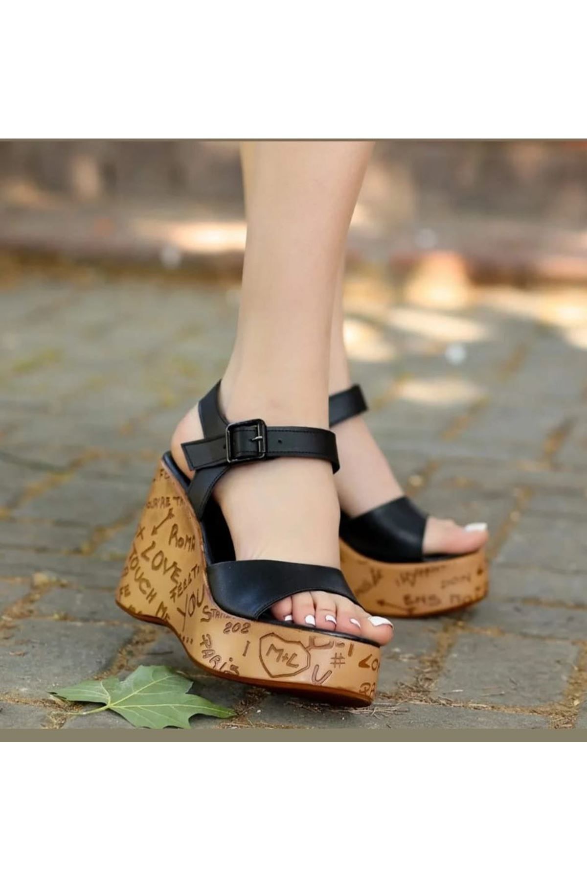 fashok Riboy Siyah Cilt Dolgu Topuk Sandalet