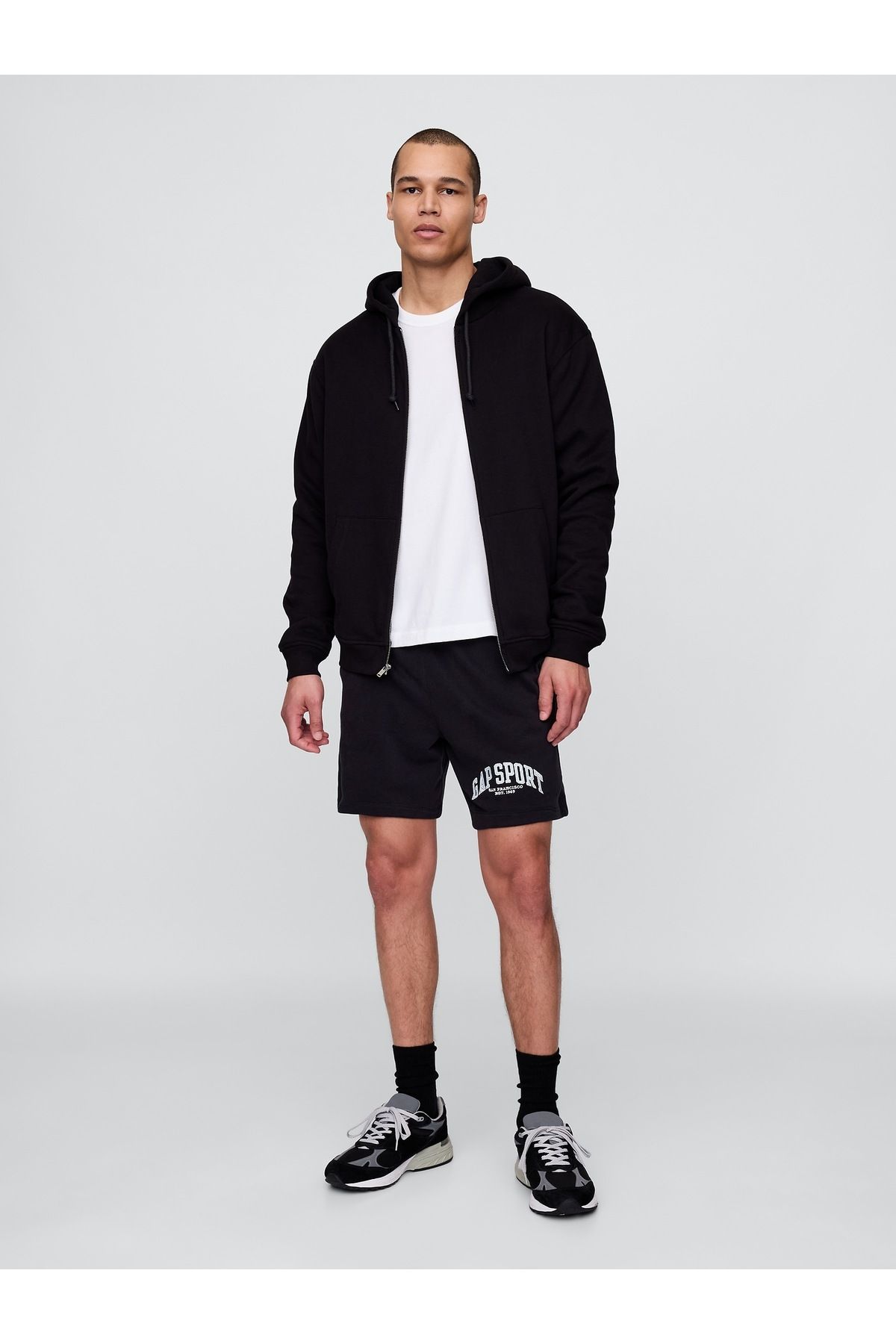 GAP Erkek Siyah VintageSoft Sweat Şort