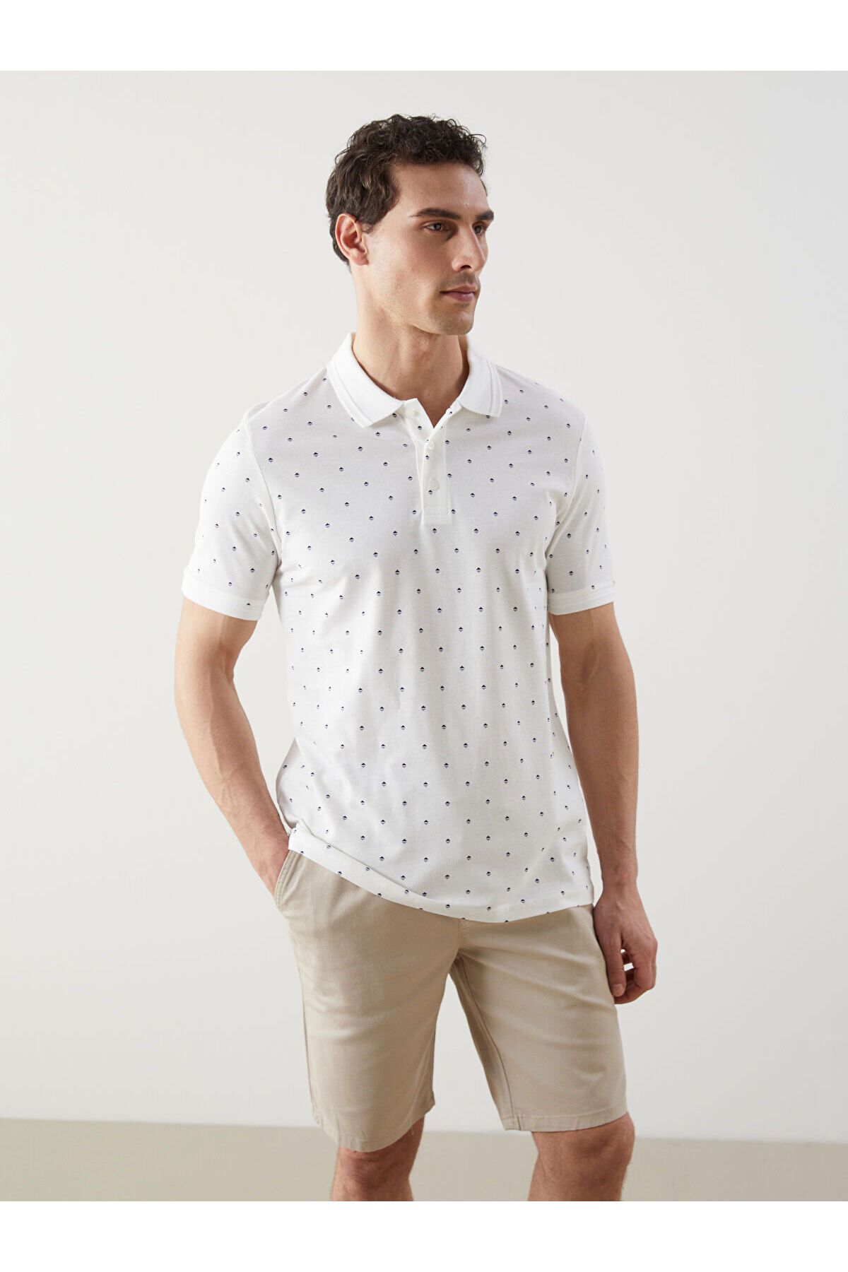 LC Waikiki Polo Yaka Kısa Kollu Desenli Pike Erkek Tişört